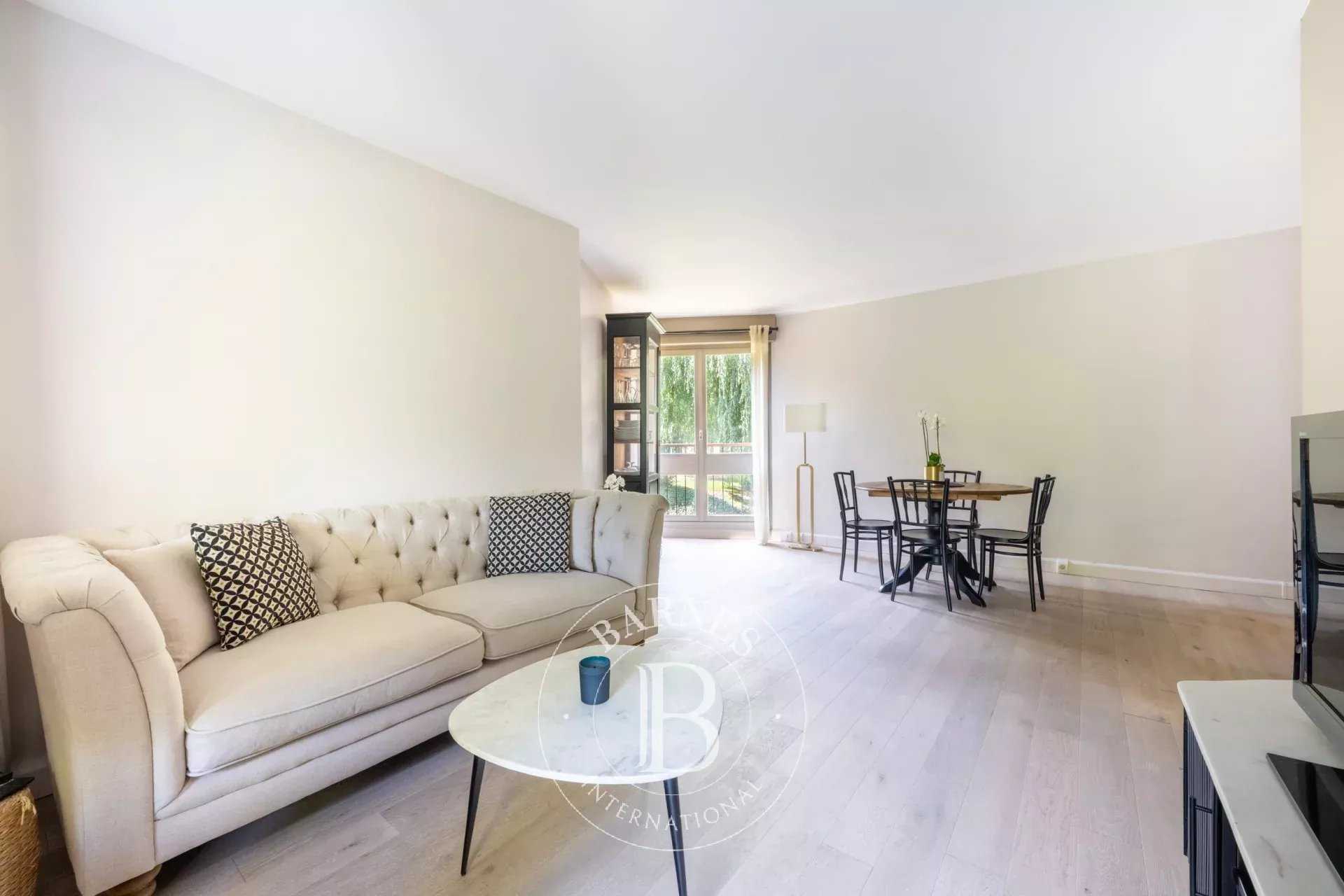 Le Chesnay  - Apartment 3 Bedrooms
