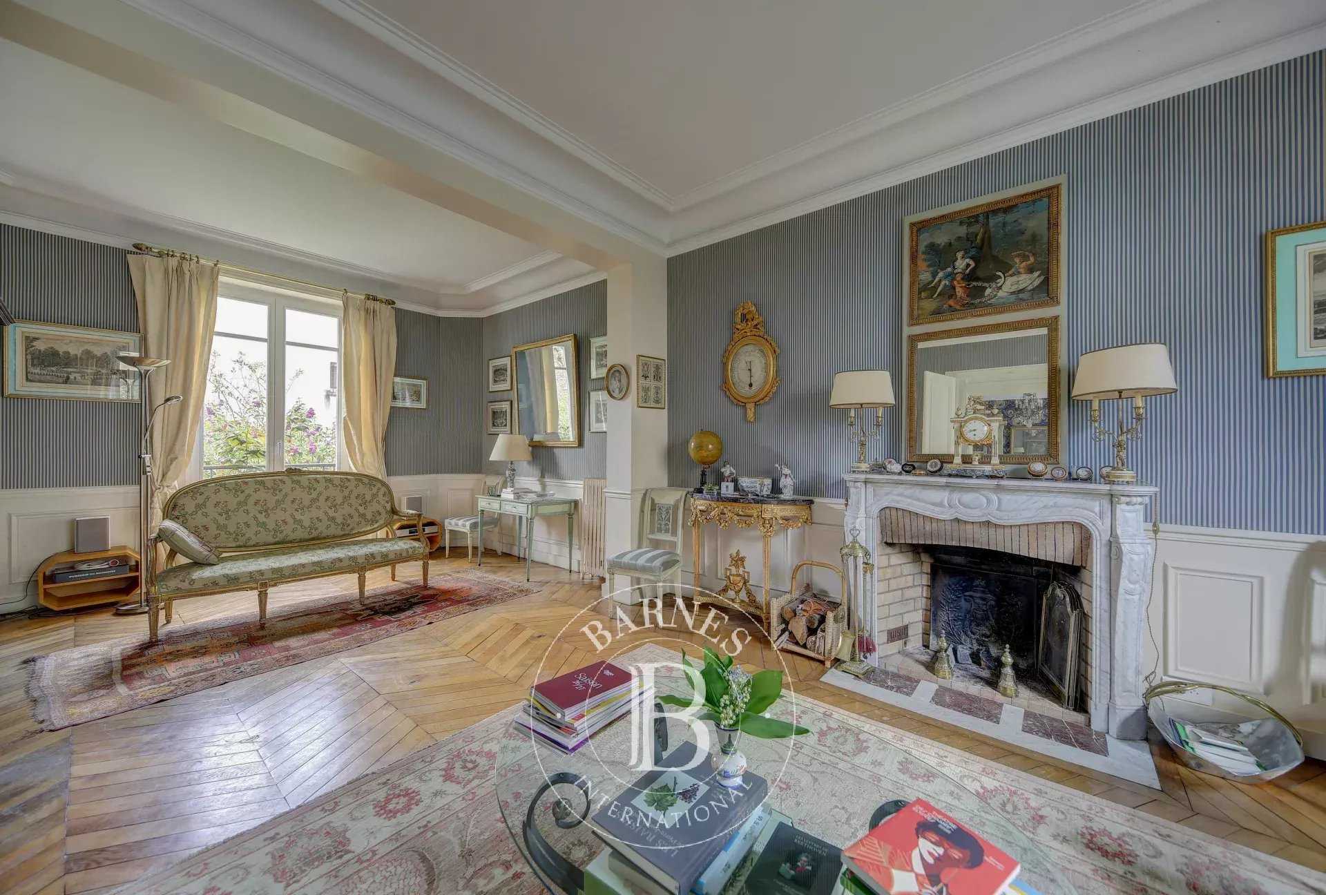 Versailles  - House 6 Bedrooms