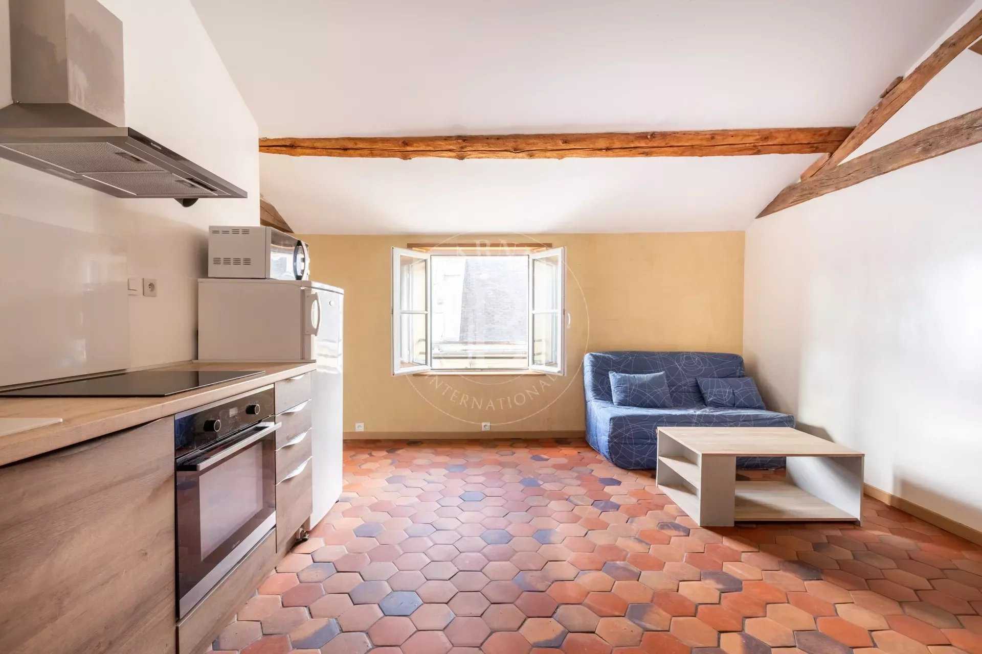 Versailles  - Apartment 2 Bedrooms