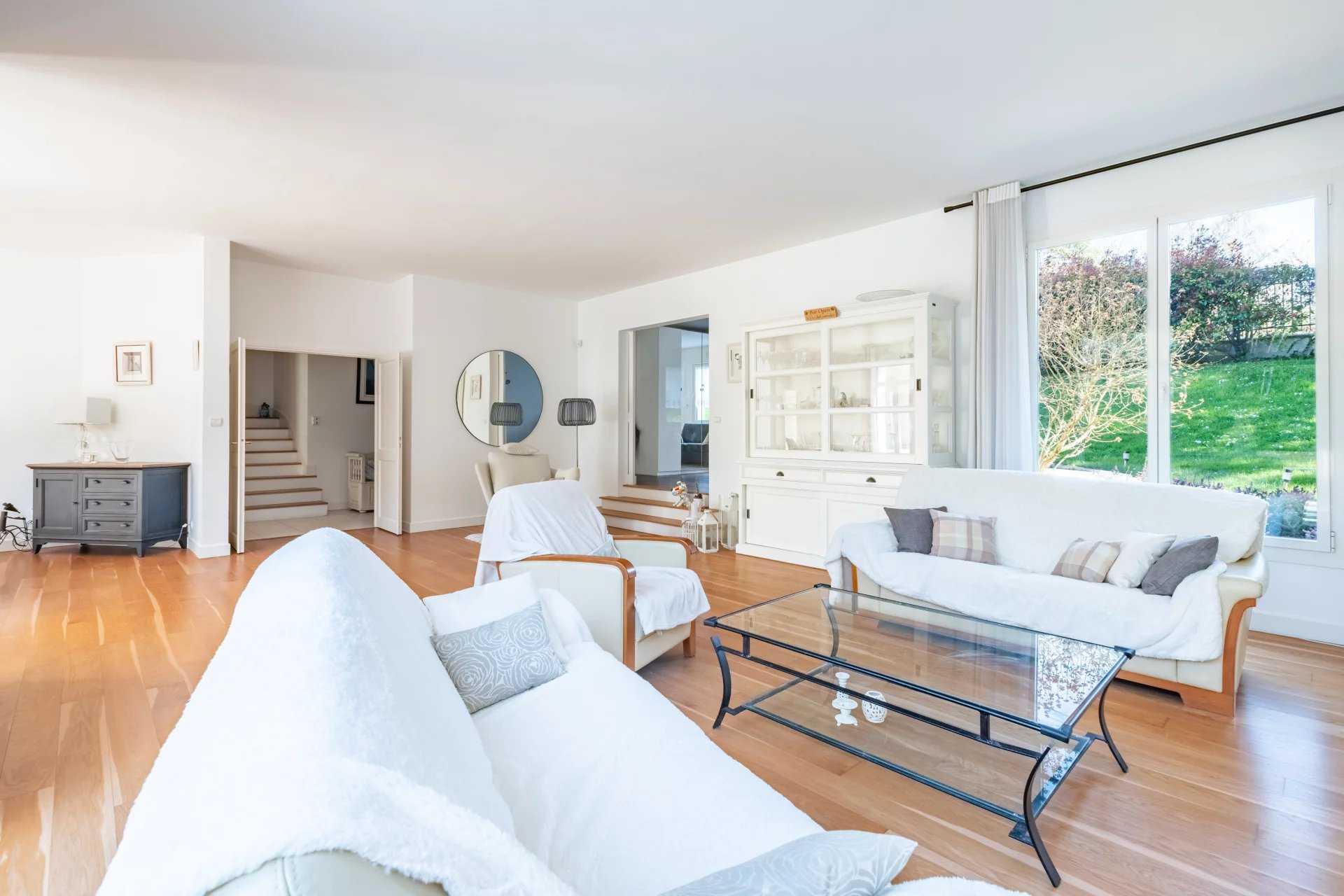 L'Étang-la-Ville  - Casa 9 Cuartos 4 Habitaciones