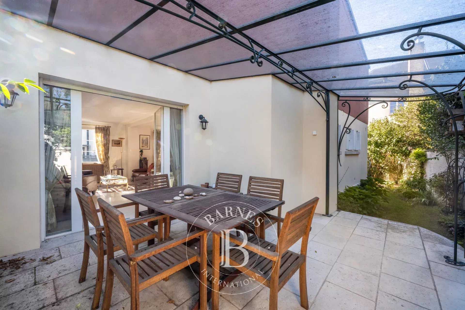 Le Chesnay-Rocquencourt  - House 5 Bedrooms