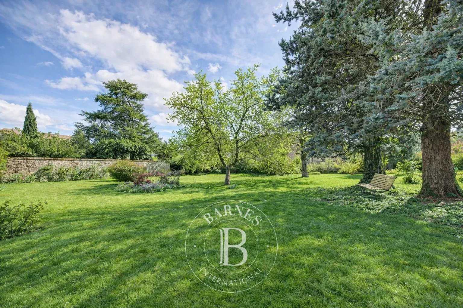 Les Loges-en-Josas  - Maison 11 Pi&egrave;ces 5 Chambres