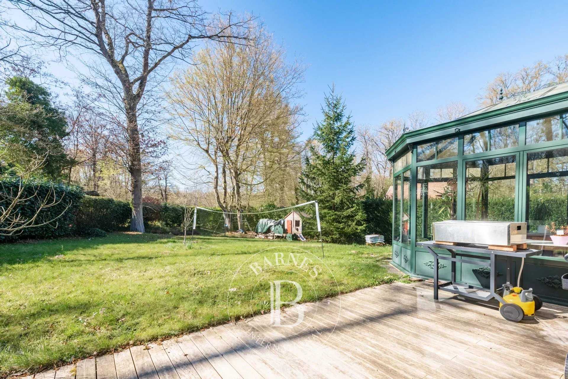 L'Étang-la-Ville  - Maison 9 Pi&egrave;ces 5 Chambres