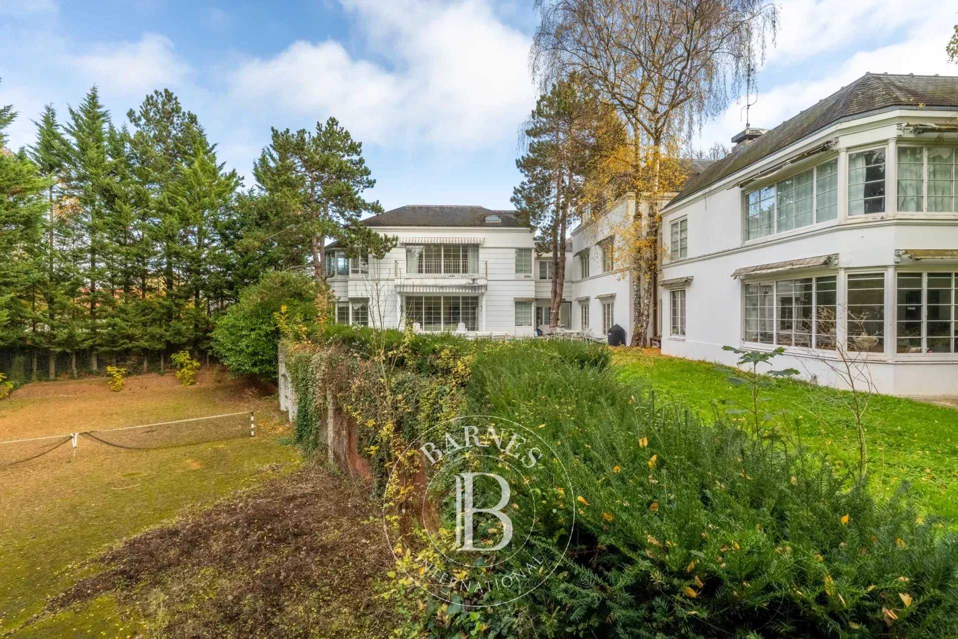 Louveciennes  - House 8 Bedrooms