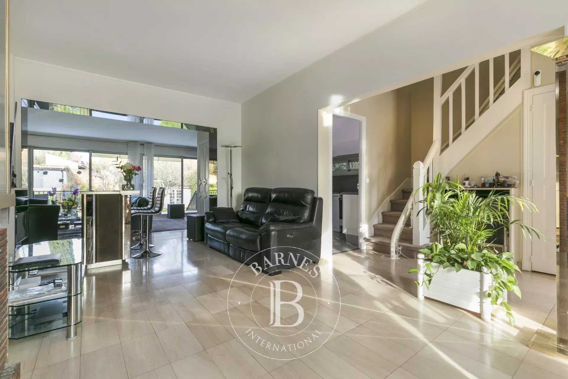 Verrières-le-Buisson  - Maison 6 Pi&egrave;ces 3 Chambres