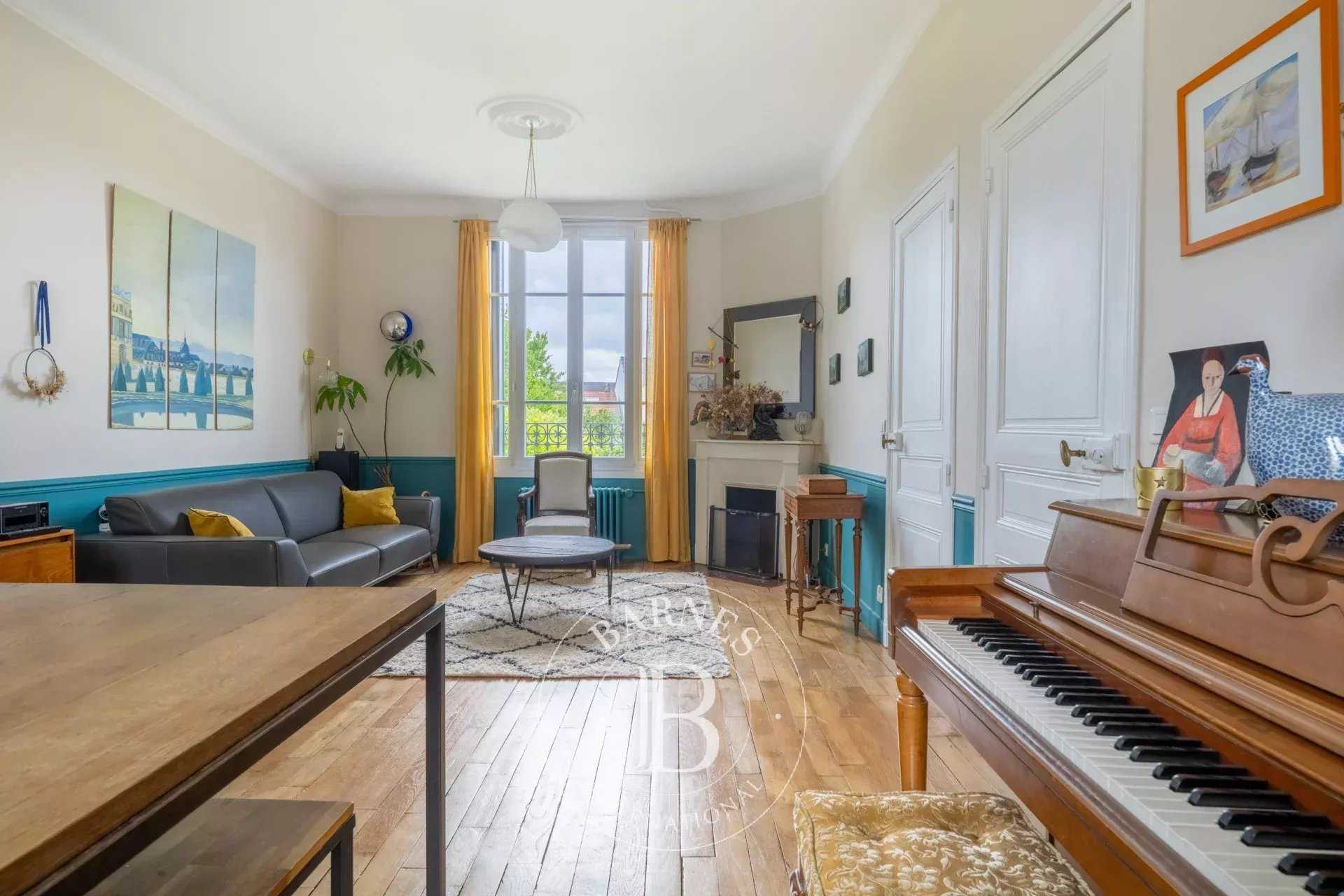 Le Chesnay-Rocquencourt  - House 5 Bedrooms