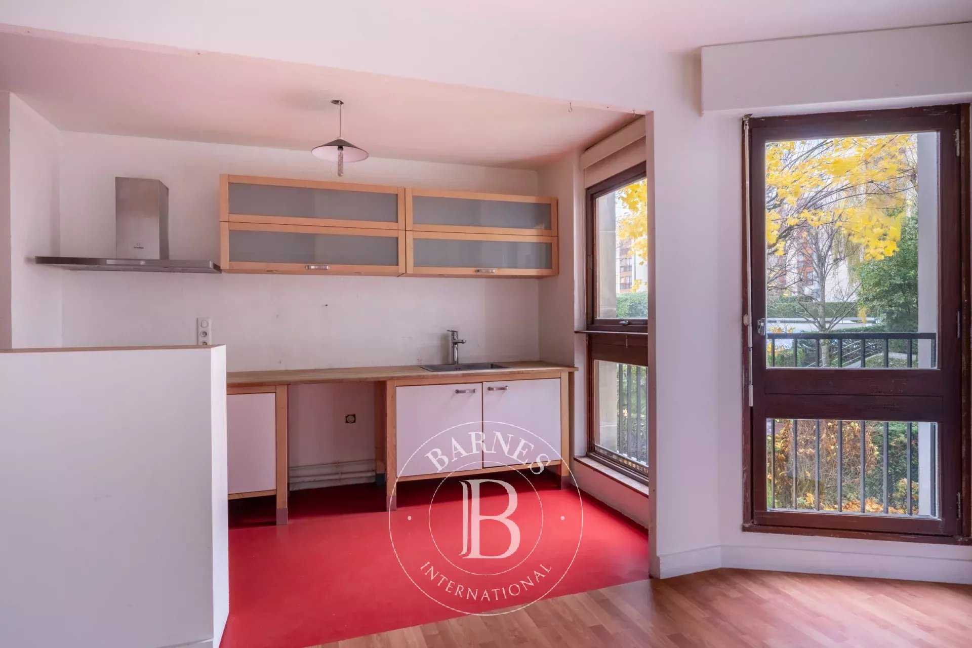 Le Chesnay-Rocquencourt  - Appartement 2 Pi&egrave;ces, 1 Chambre