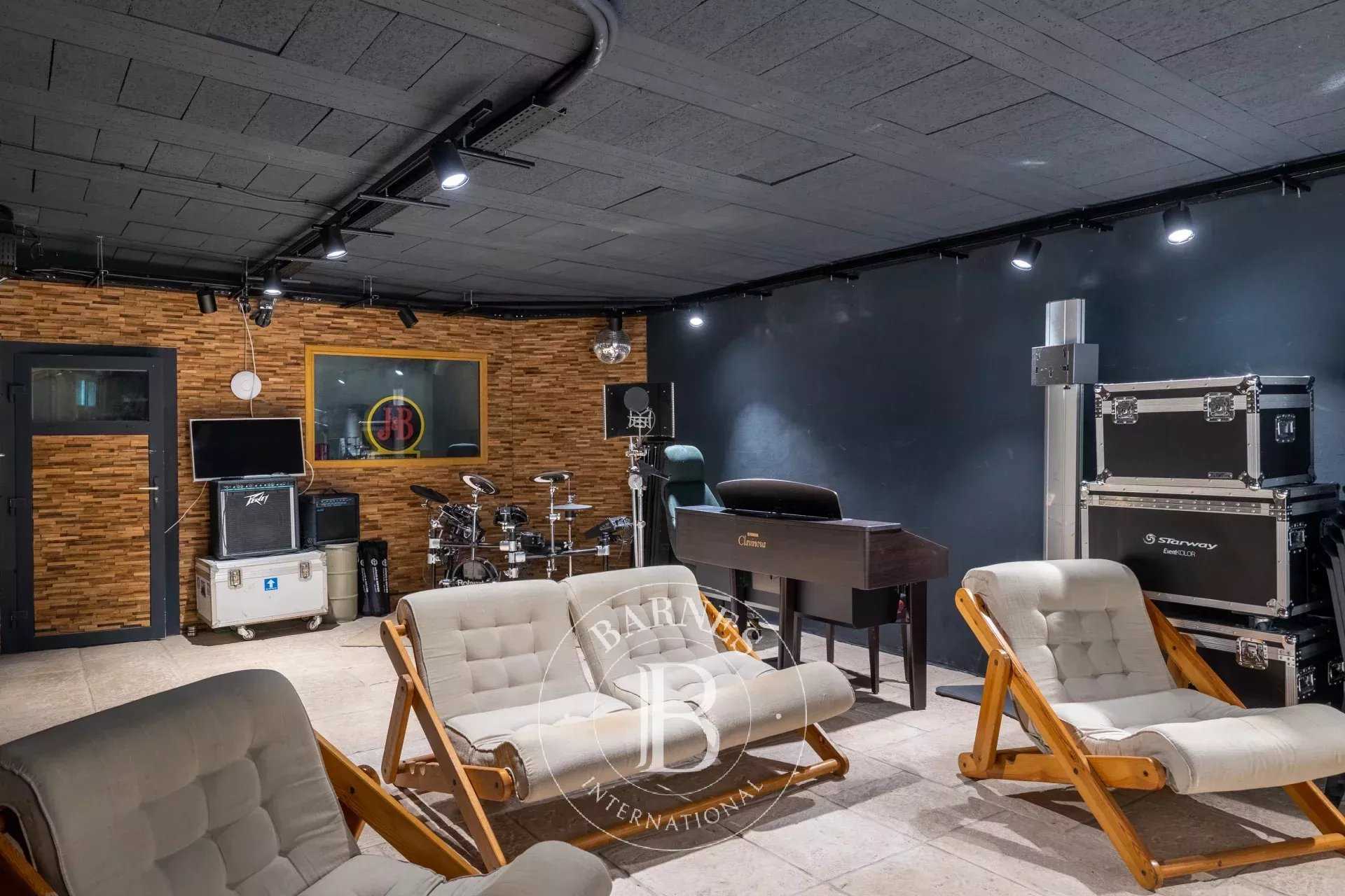 Maison La Celle-Saint-Cloud  -  ref 82888631 (picture 1)