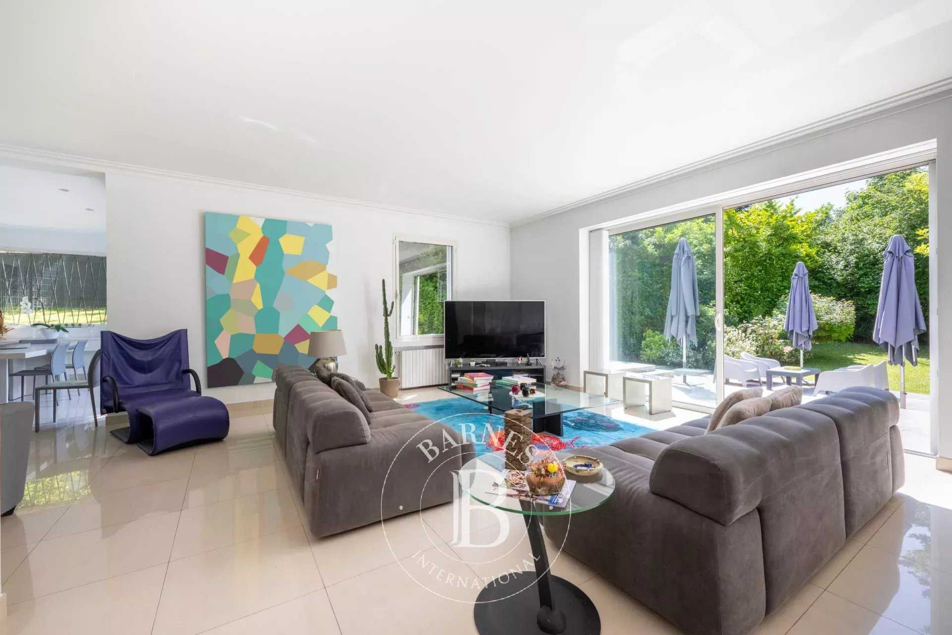 House Le Chesnay  -  ref 83929697 (picture 1)