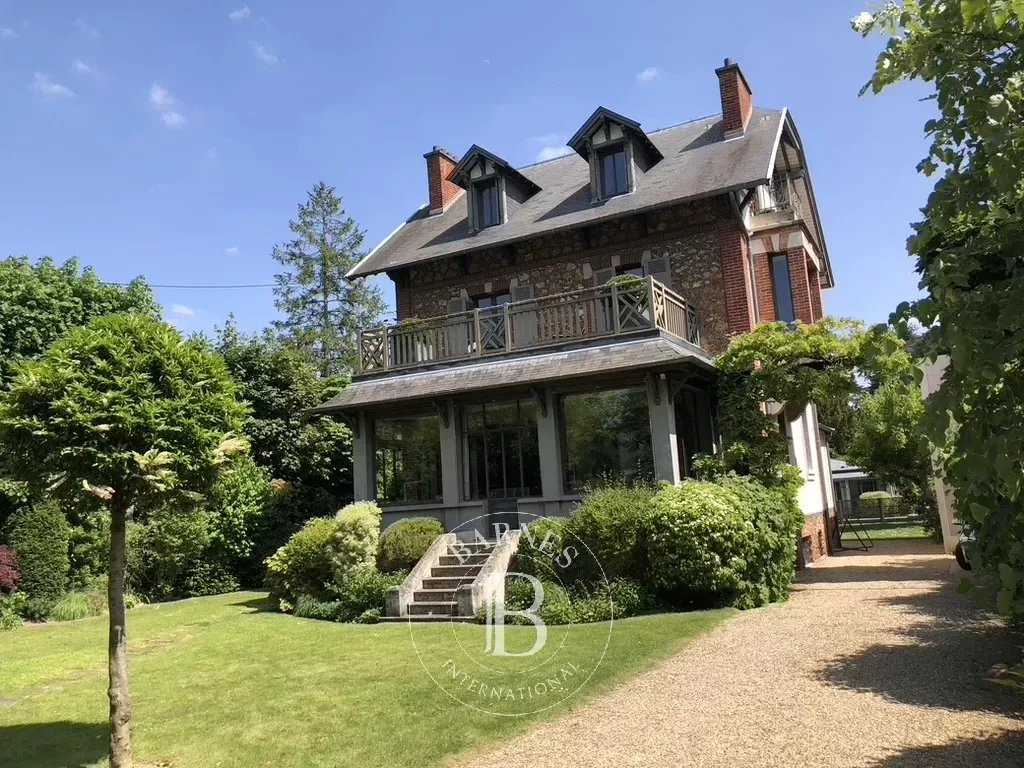 Propriété Le Vésinet  -  ref 82588129 (picture 1)