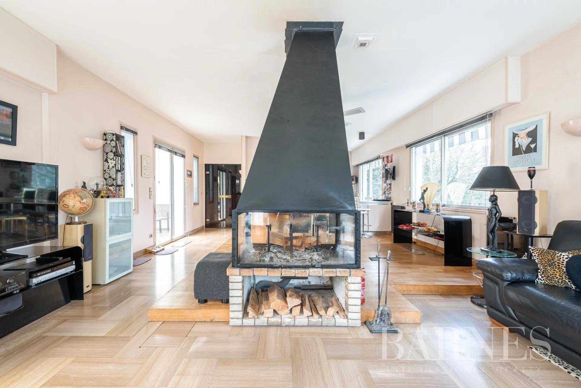 Villa Chatou  -  ref 82252341 (picture 1)