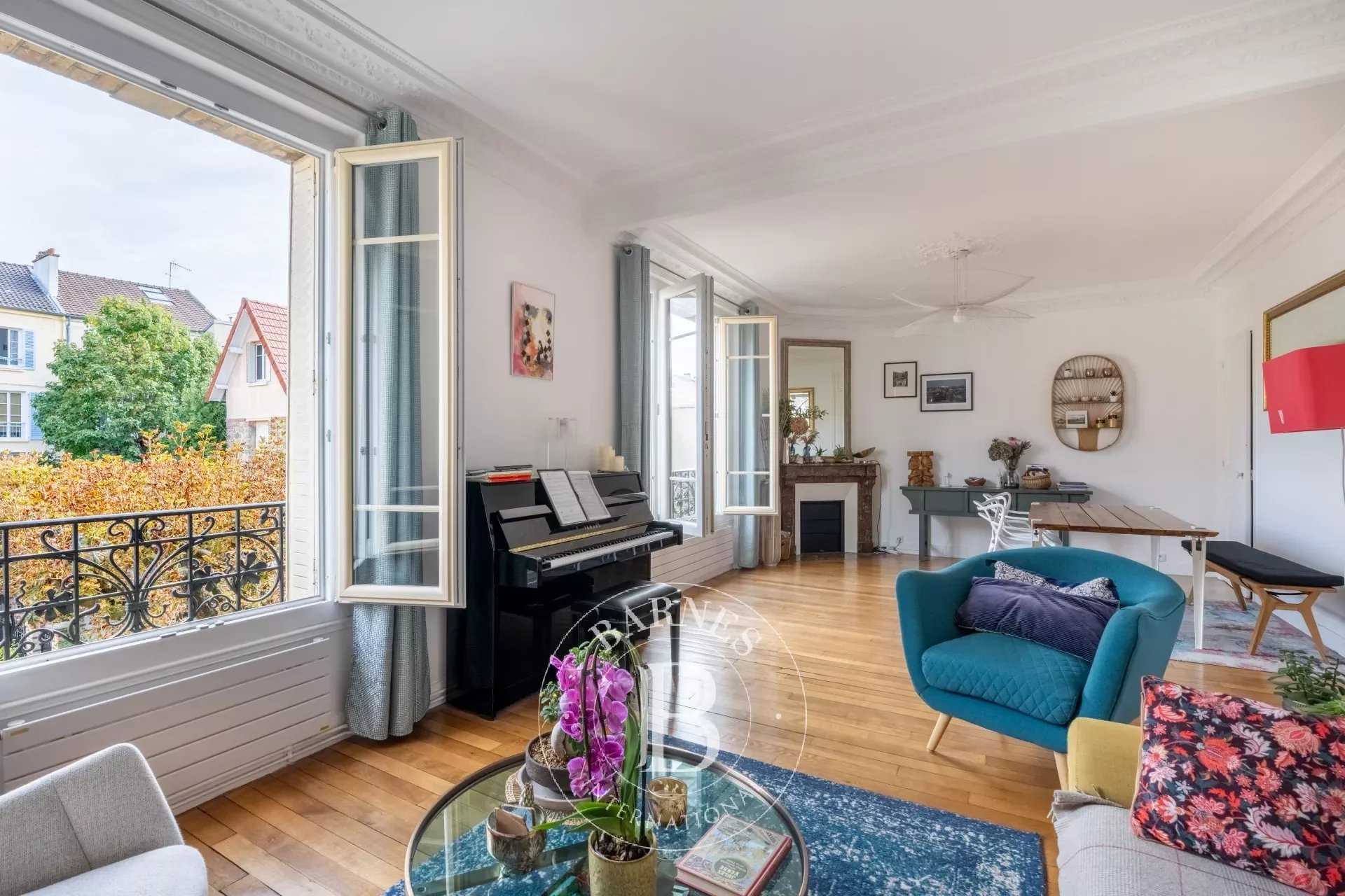 Apartment Saint-Germain-en-Laye  -  ref 83439888 (picture 1)