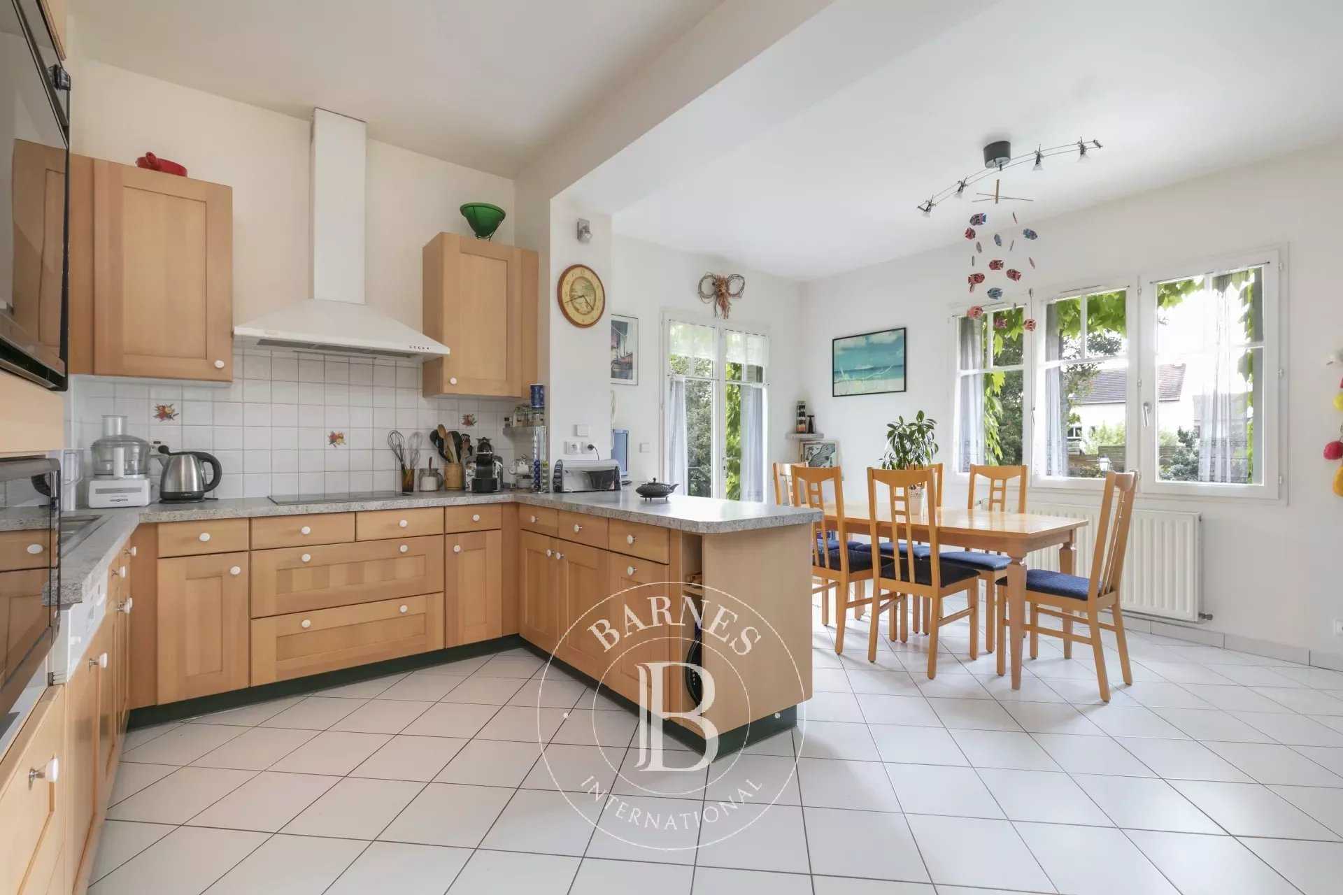 Casa Bois-d'Arcy  -  ref 82866571 (picture 3)