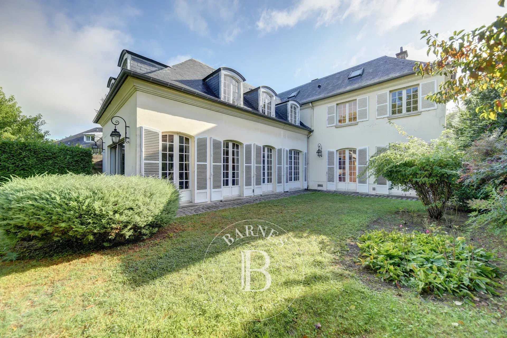 Maison Versailles  -  ref 85724271 (picture 1)