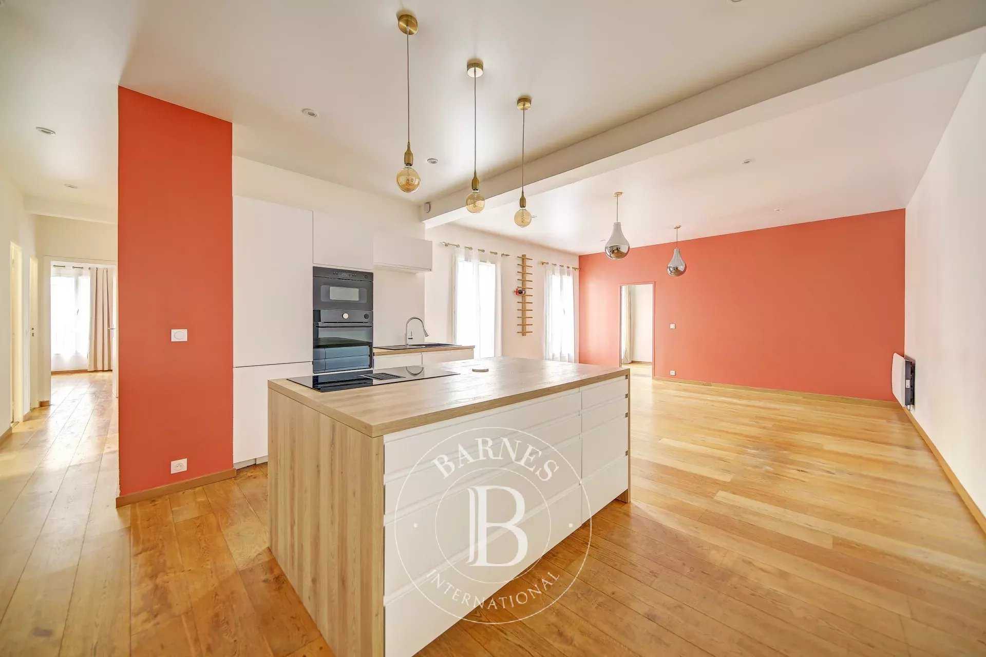 Appartement Versailles  -  ref 85936080 (picture 1)