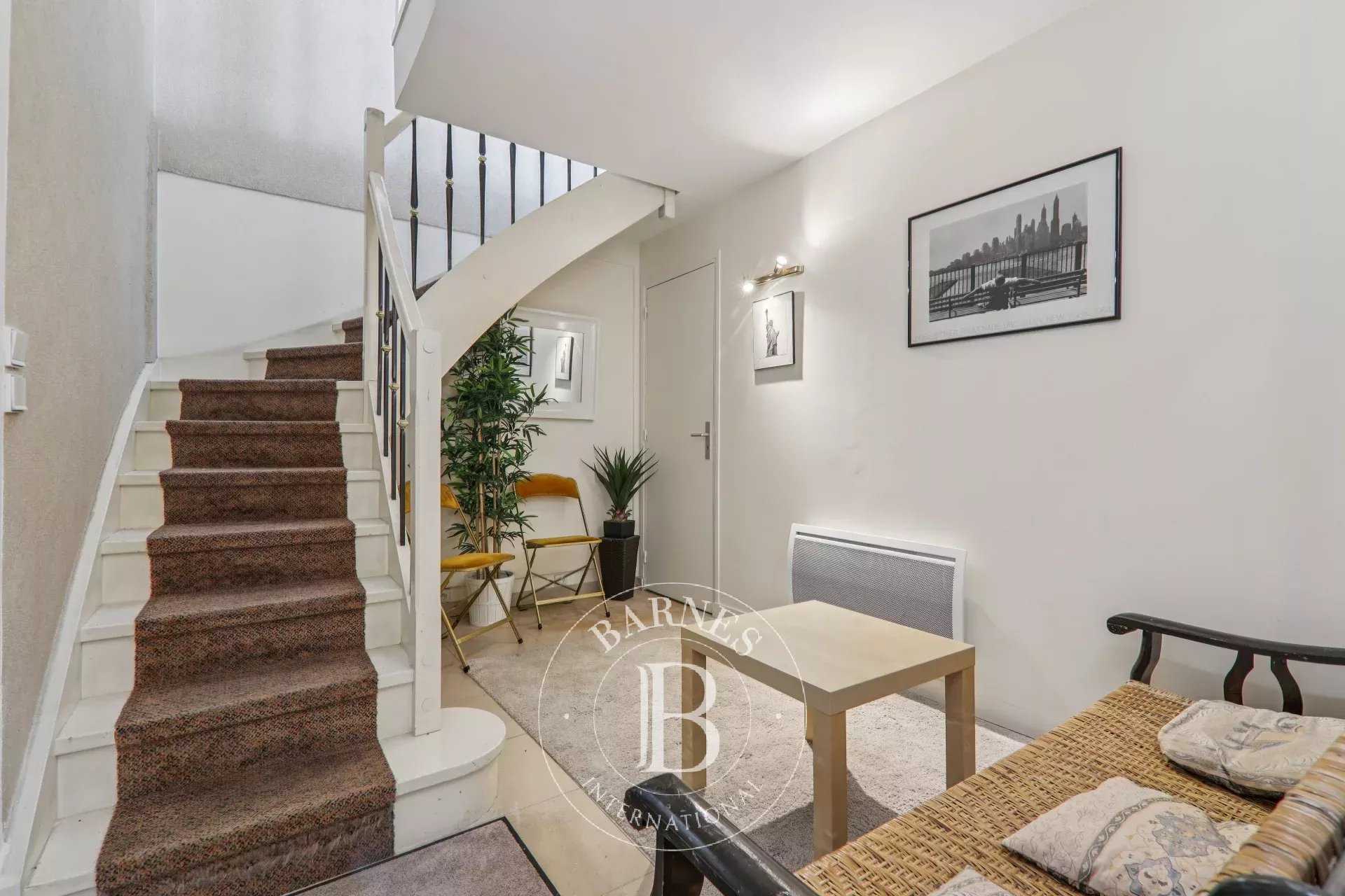 House Versailles  -  ref 86194212 (picture 1)
