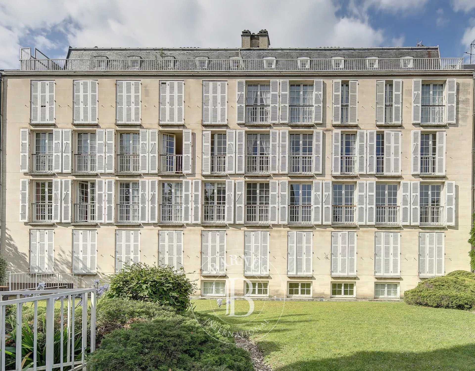 Appartement Versailles  -  ref 85438719 (picture 3)