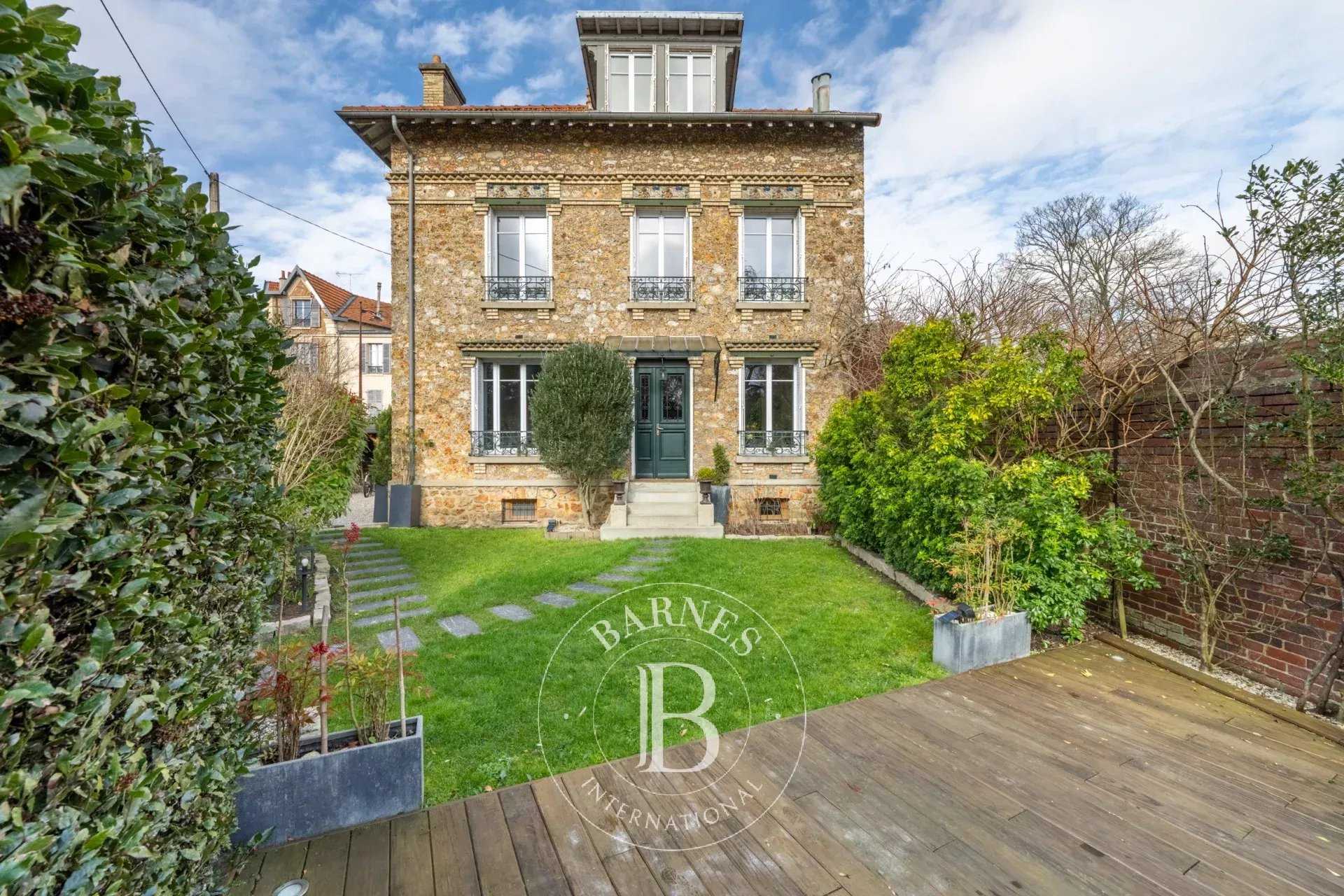 House Versailles  -  ref 86361203 (picture 1)