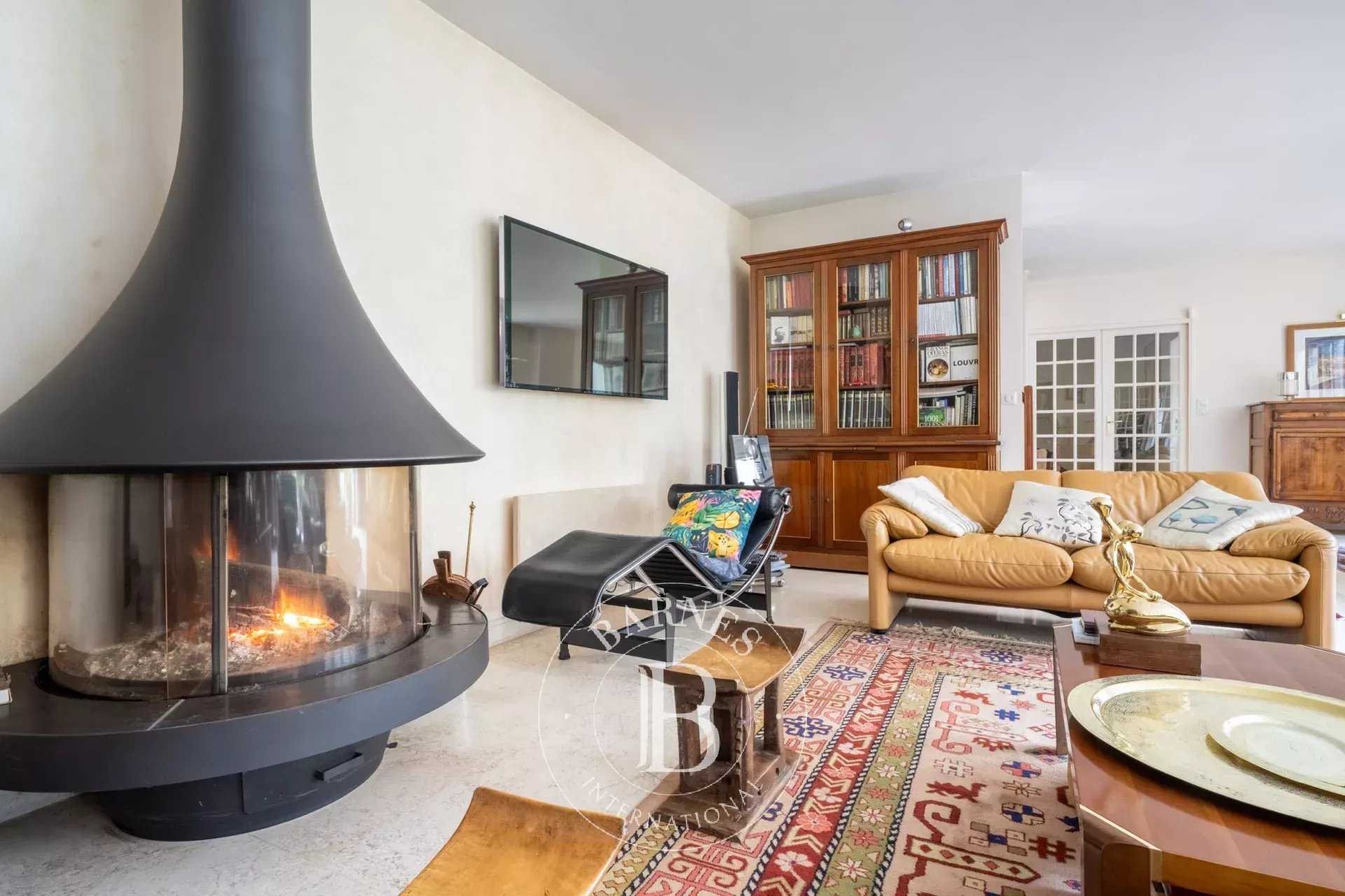 Maison Versailles  -  ref 86045718 (picture 3)