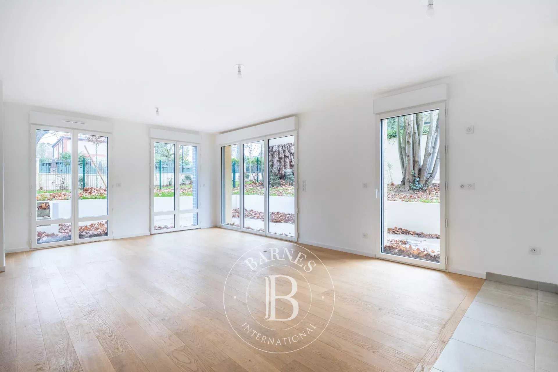 Appartement Le Chesnay  -  ref 86592364 (picture 2)