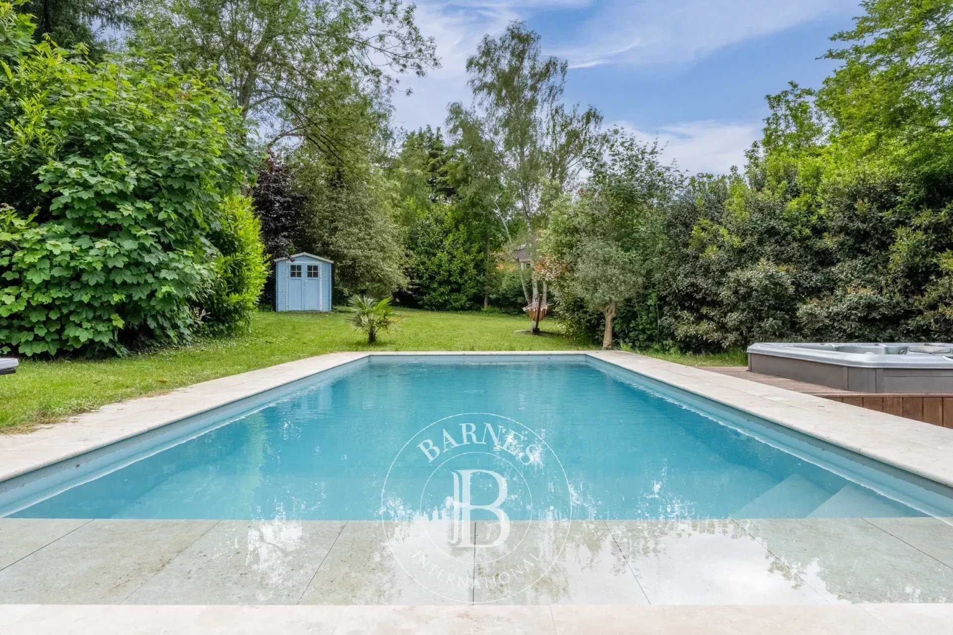 Maison Louveciennes  -  ref 85842667 (picture 1)