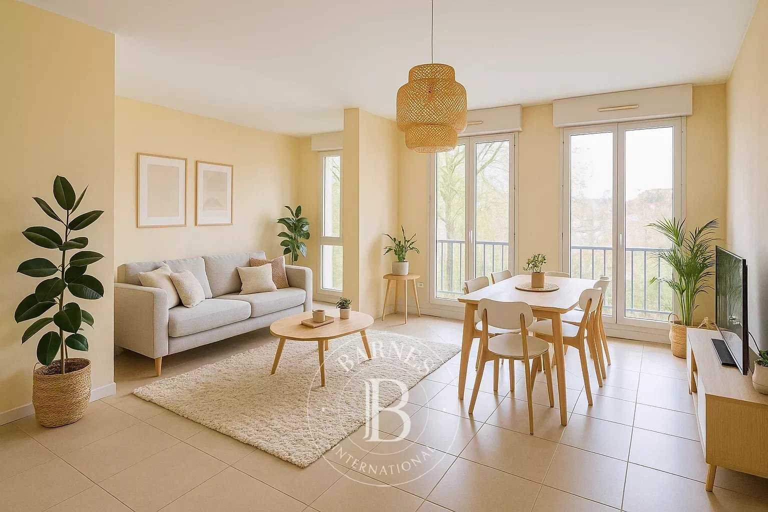 Appartement Versailles  -  ref 85773767 (picture 1)