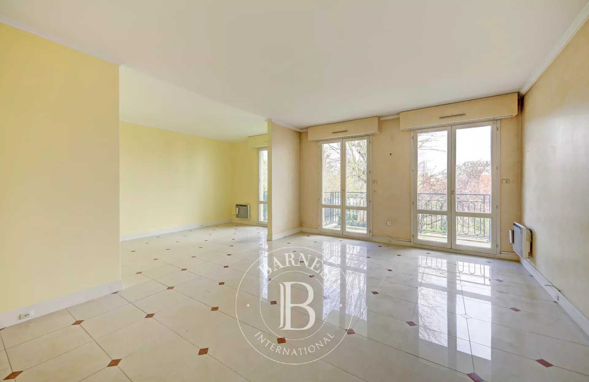 Appartement Versailles  -  ref 85773767 (picture 2)
