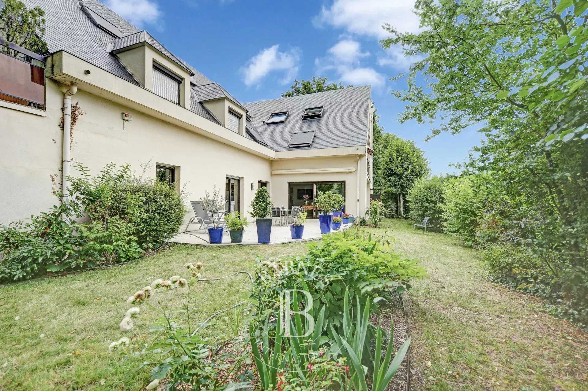 Piso Jouy-en-Josas  -  ref 86042753 (picture 2)