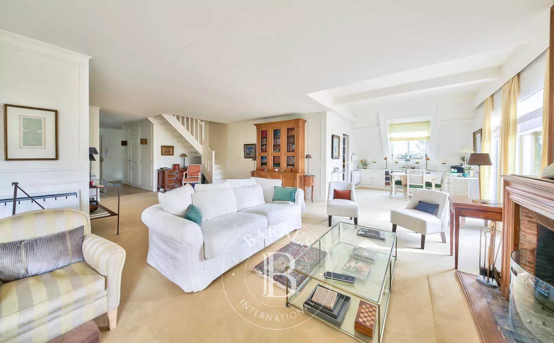 Piso Jouy-en-Josas  -  ref 6747307 (picture 2)