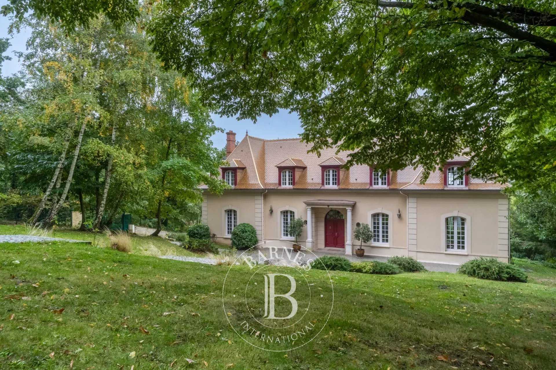 Maison Versailles  -  ref 84752698 (picture 1)