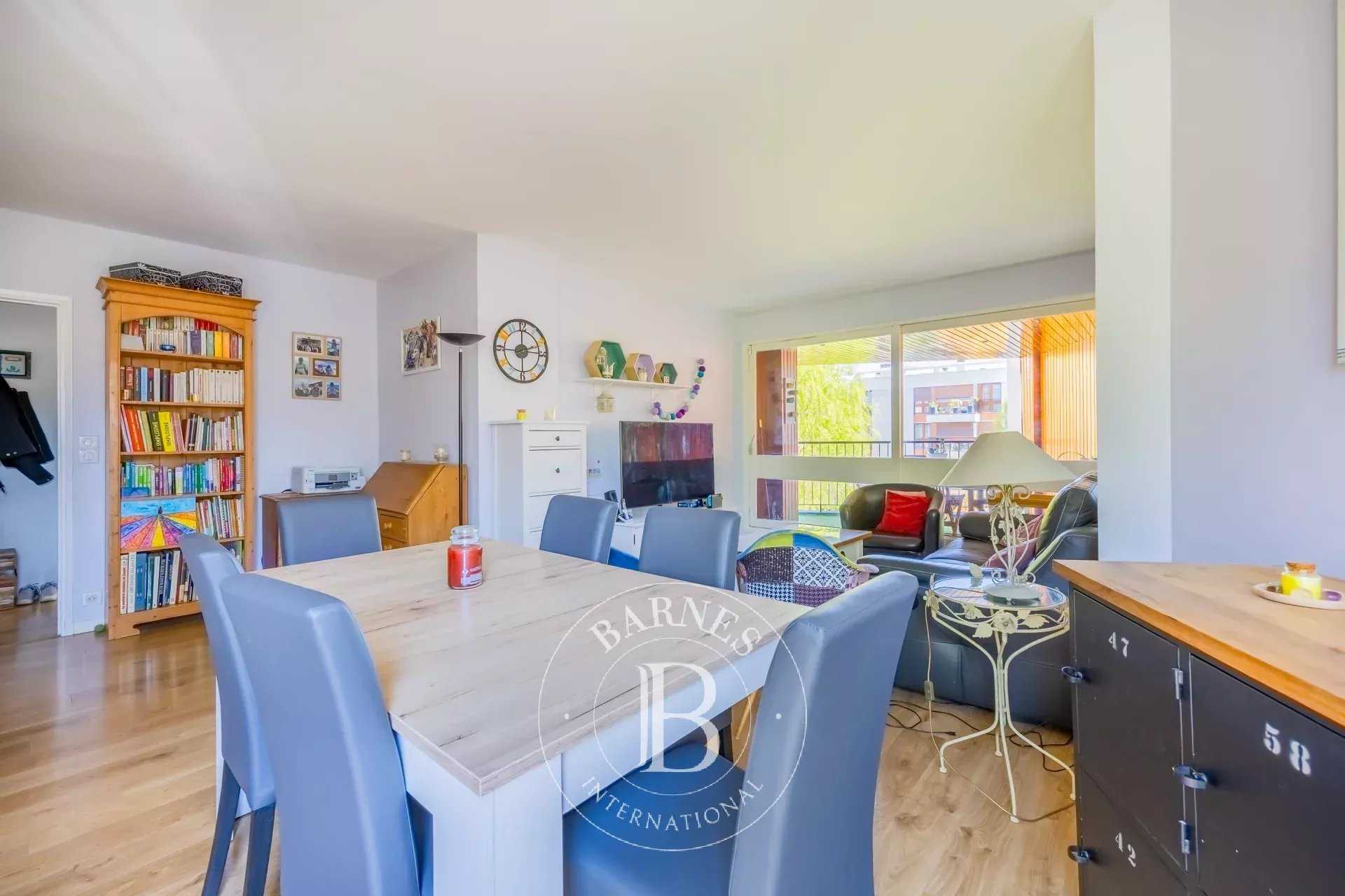 Appartement Le Chesnay  -  ref 85775788 (picture 1)