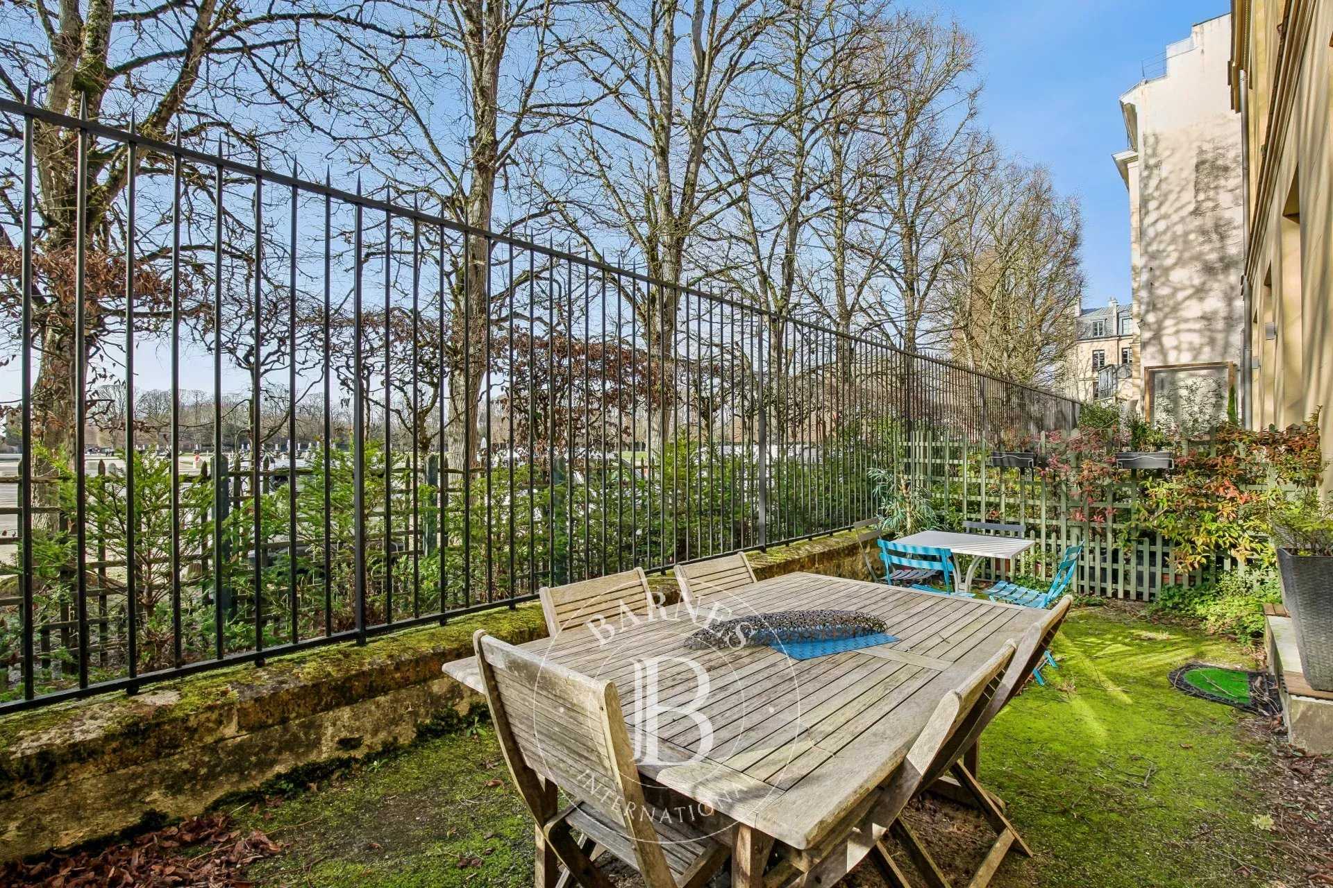 Versailles  - Apartment 2 Bedrooms