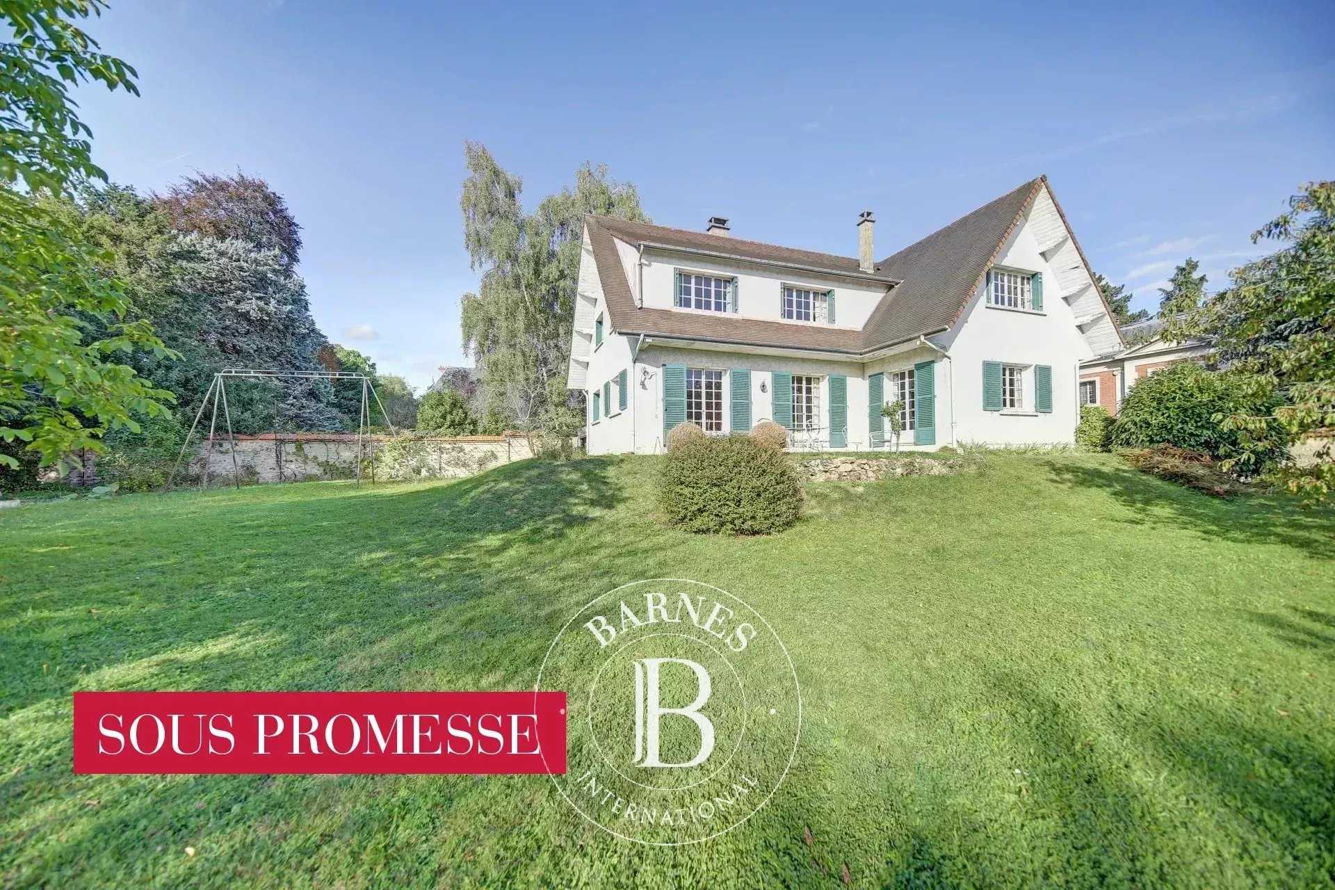 Maison Versailles  -  ref 83040200 (picture 1)