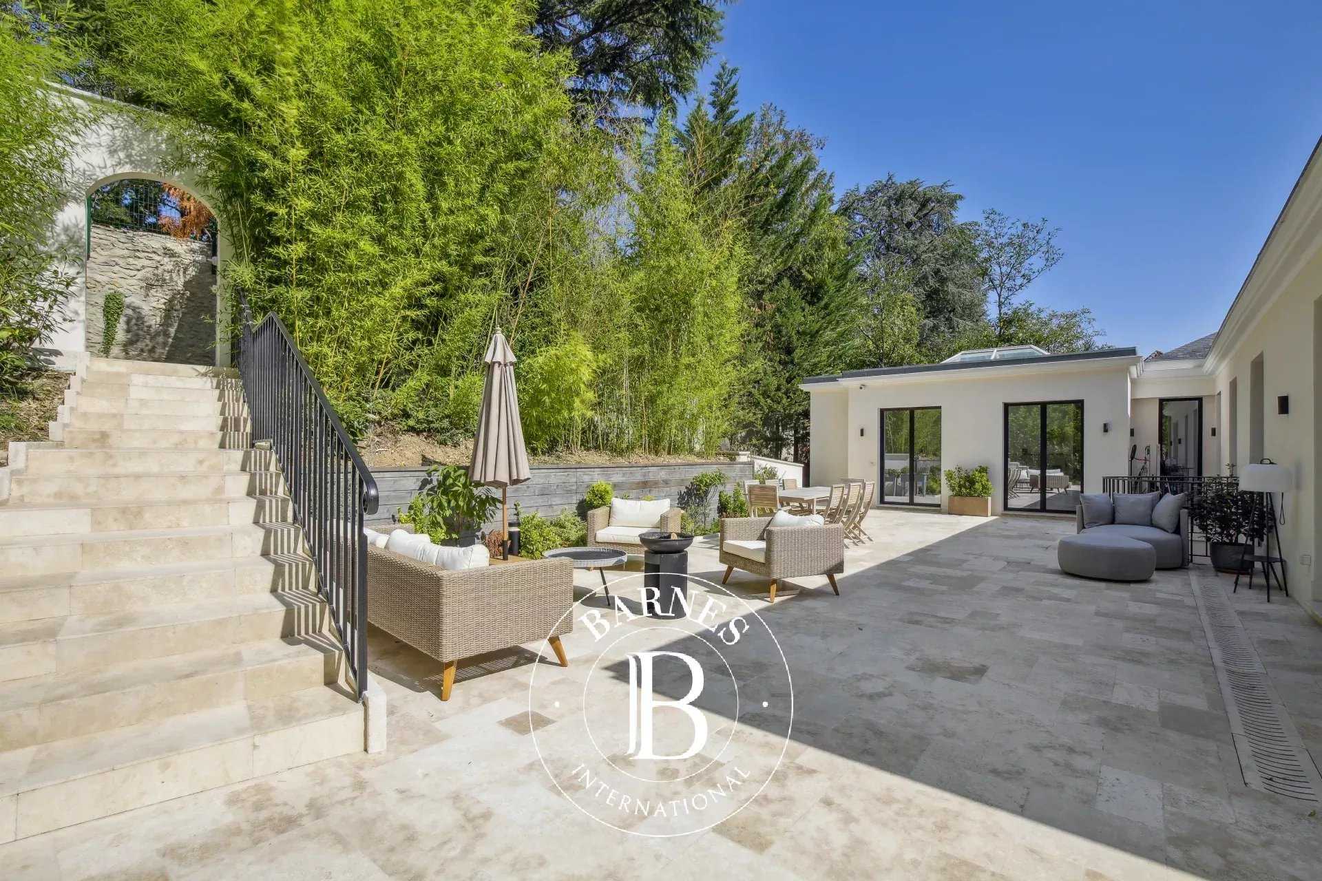 Maison La Celle-Saint-Cloud  -  ref 85624956 (picture 1)