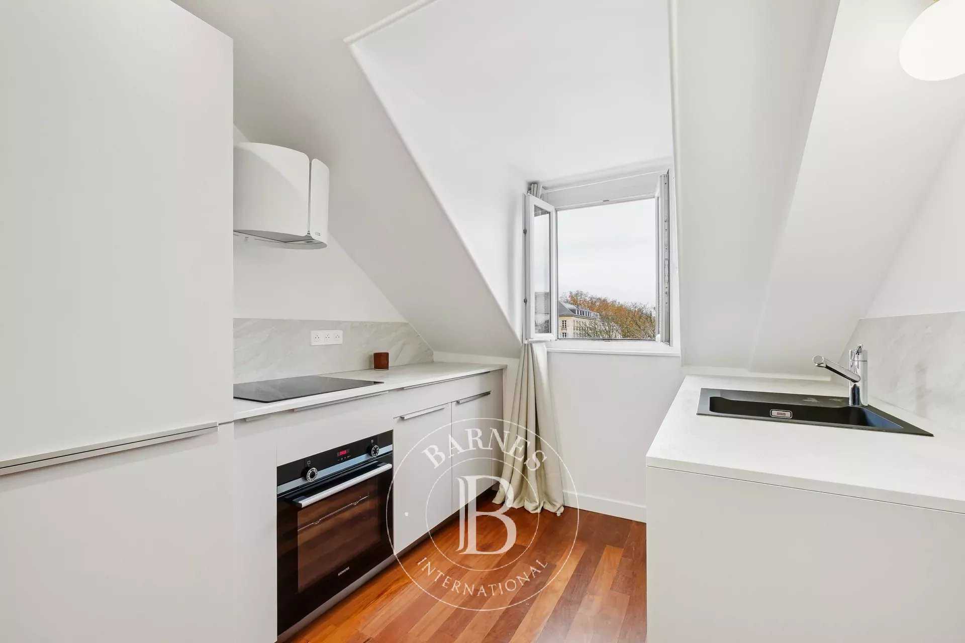 Appartement Versailles  -  ref 86389159 (picture 2)