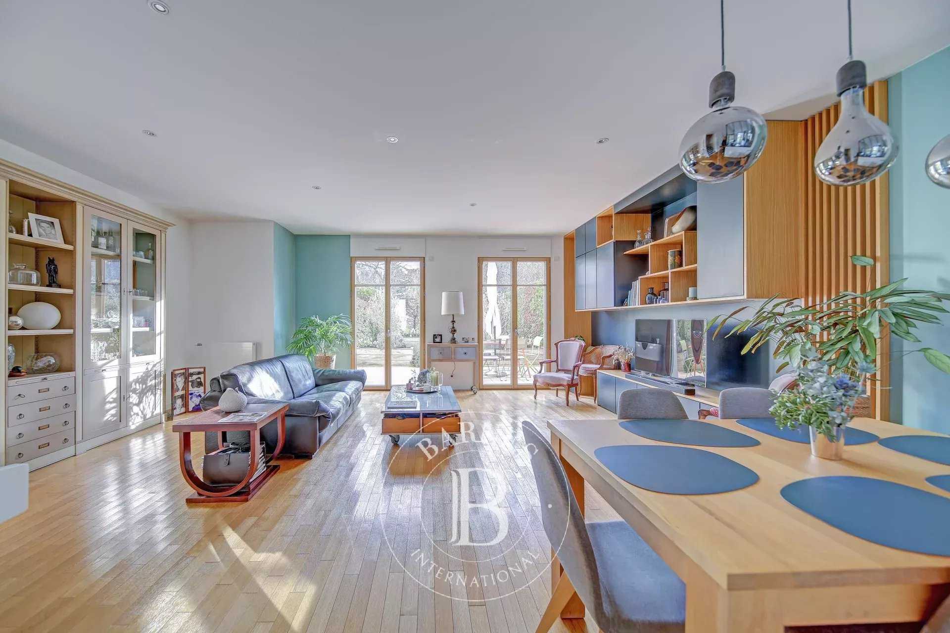 Maison Versailles  -  ref 86652058 (picture 2)