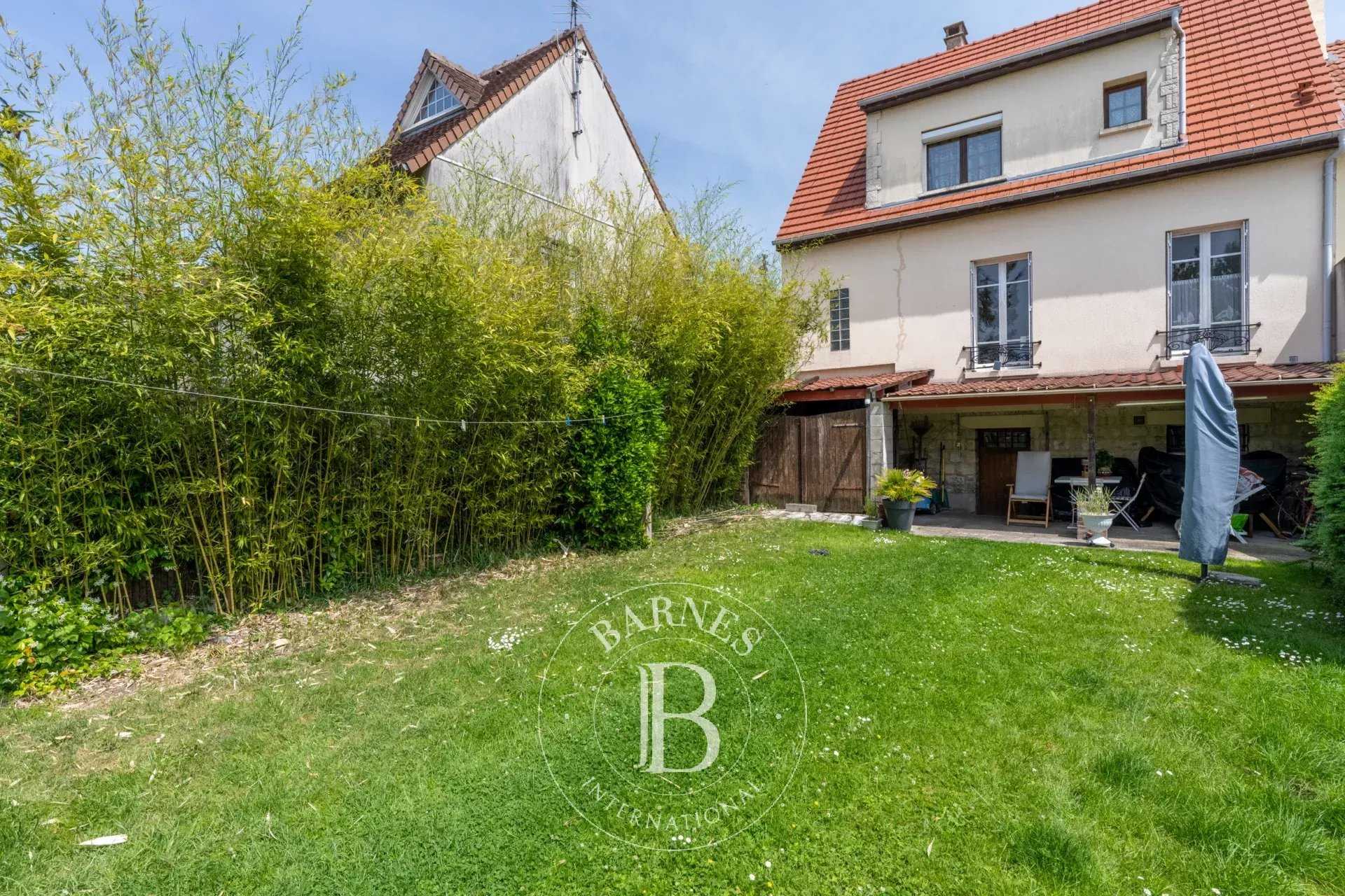 Maison Le Chesnay  -  ref 85906661 (picture 1)