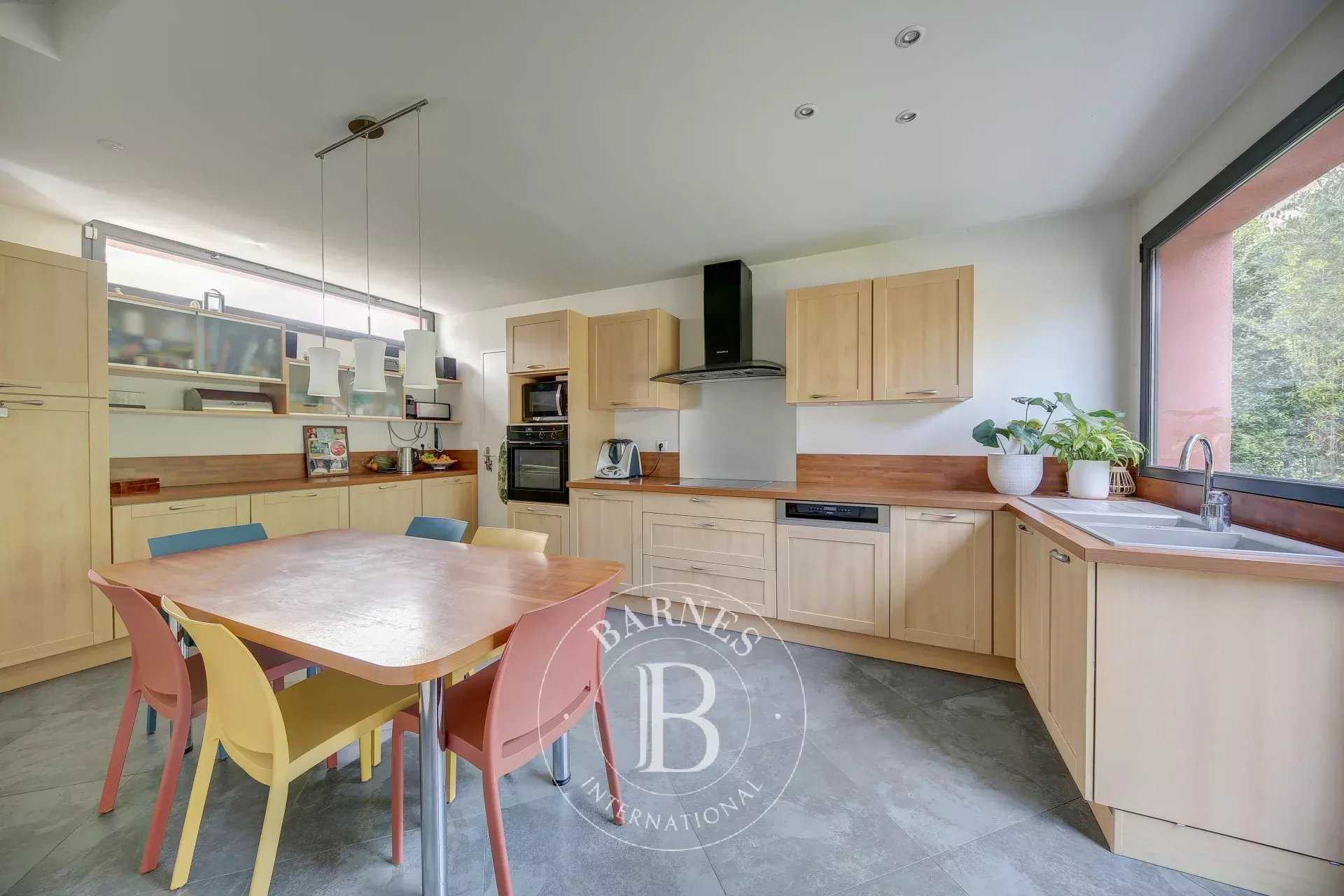 Casa Viroflay  -  ref 85942017 (picture 3)