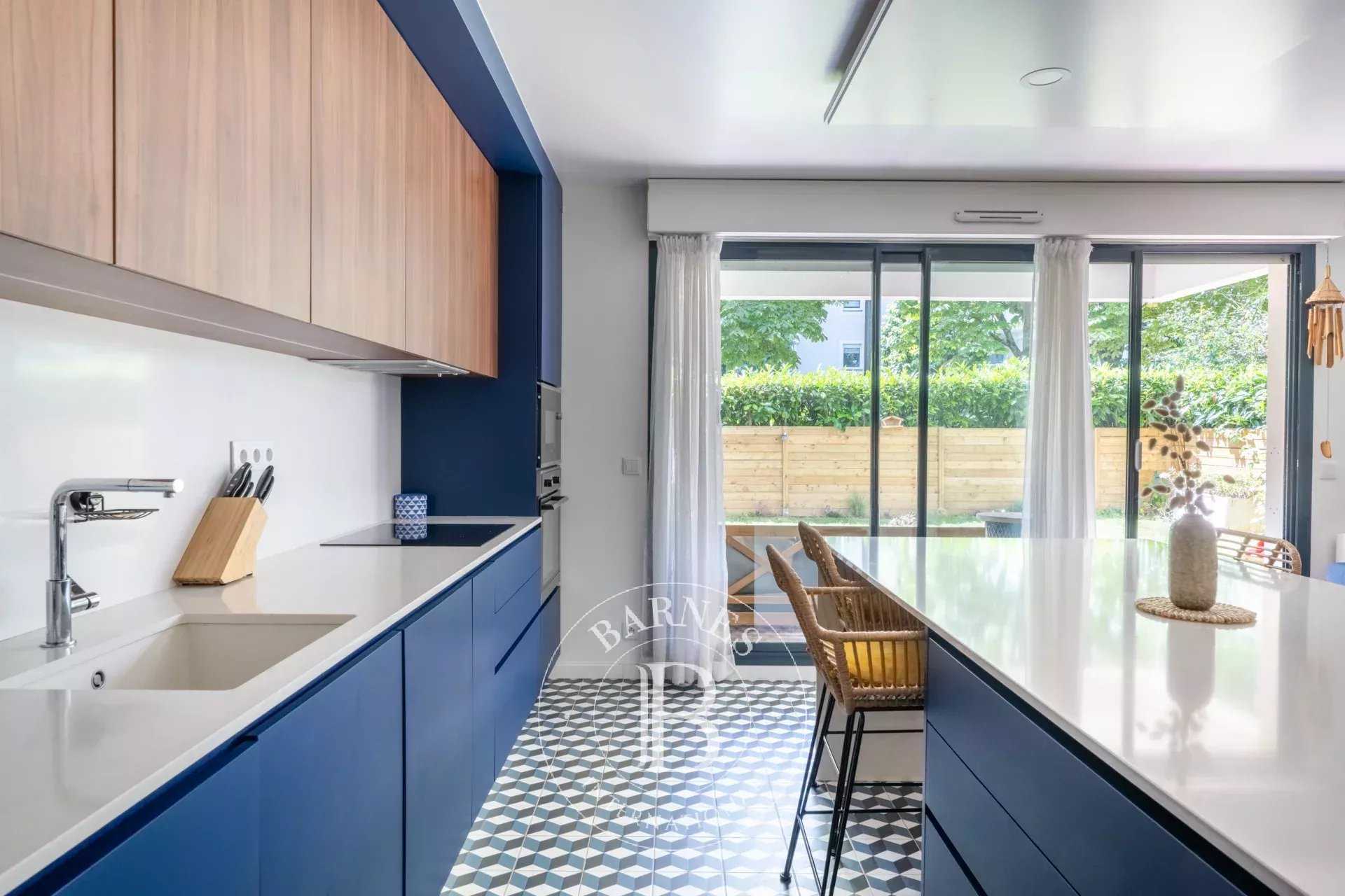 Apartment Le Chesnay-Rocquencourt  -  ref 85993423 (picture 1)