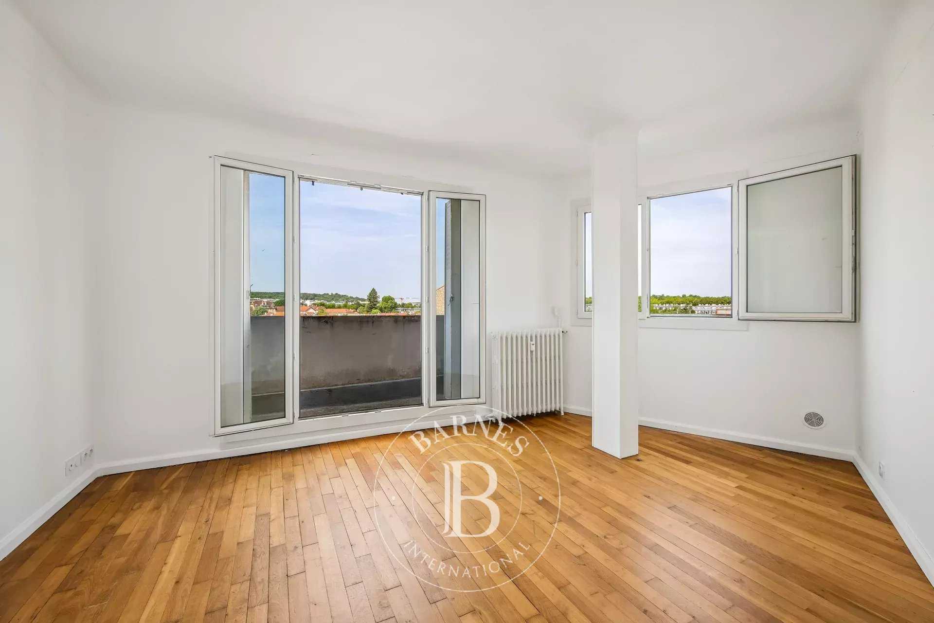 Appartement Versailles  -  ref 87053746 (picture 1)