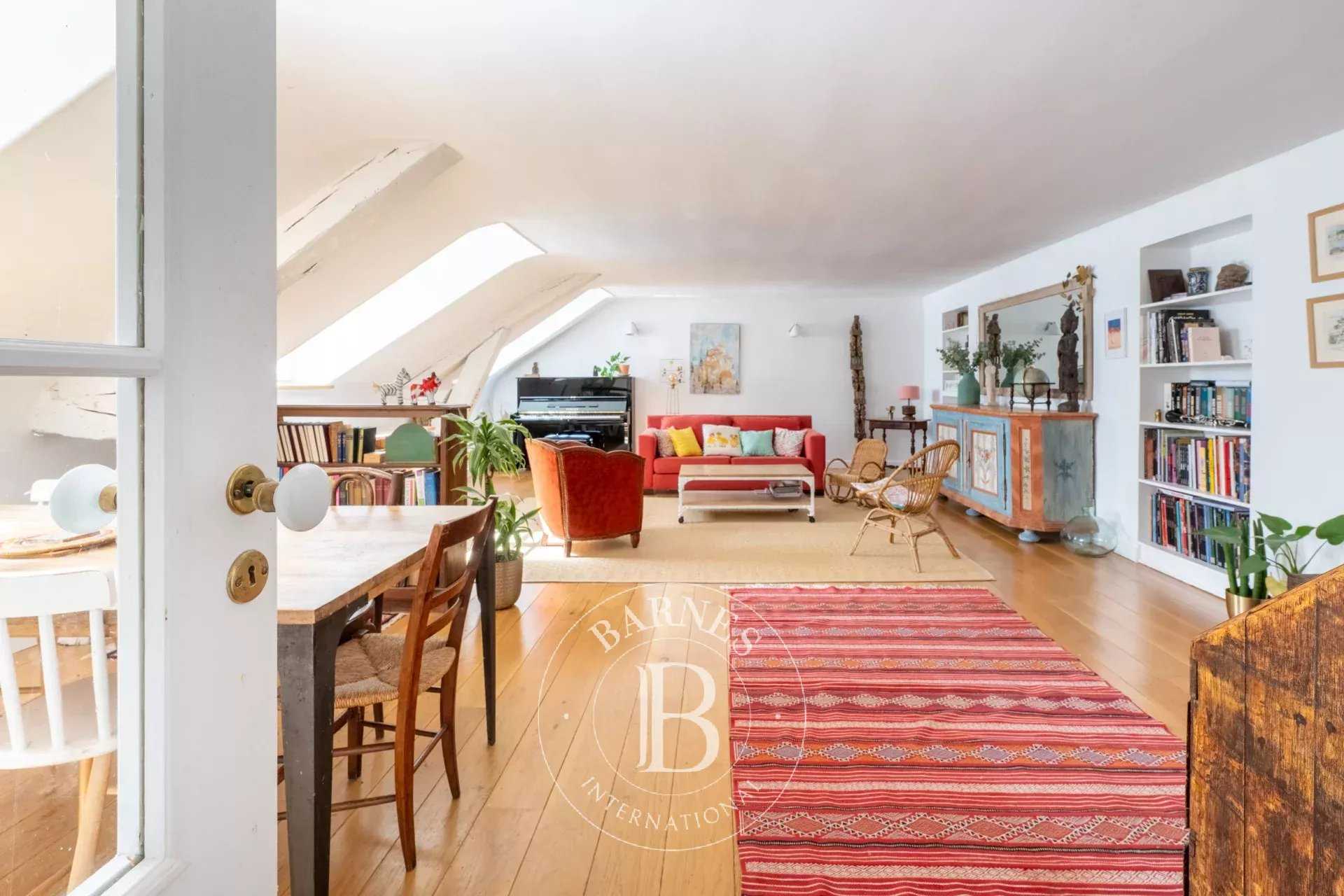 Apartment Versailles  -  ref 85856702 (picture 1)
