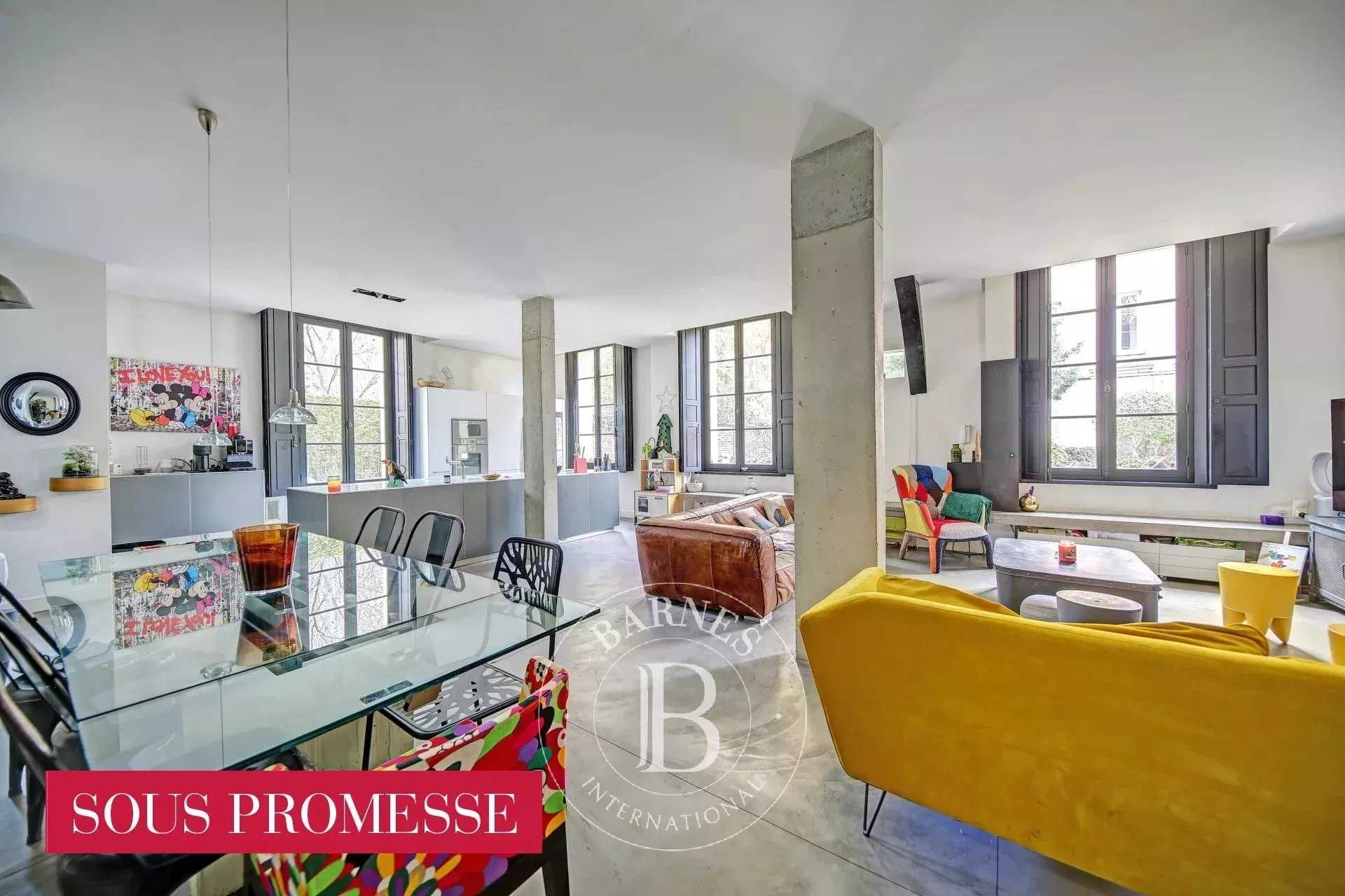 Maison Versailles  -  ref 82670346 (picture 1)