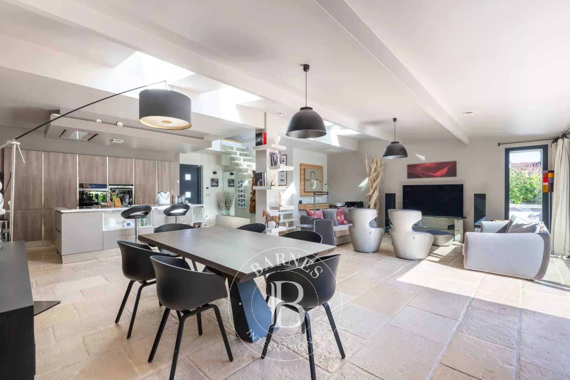 House Le Chesnay  -  ref 86435226 (picture 1)