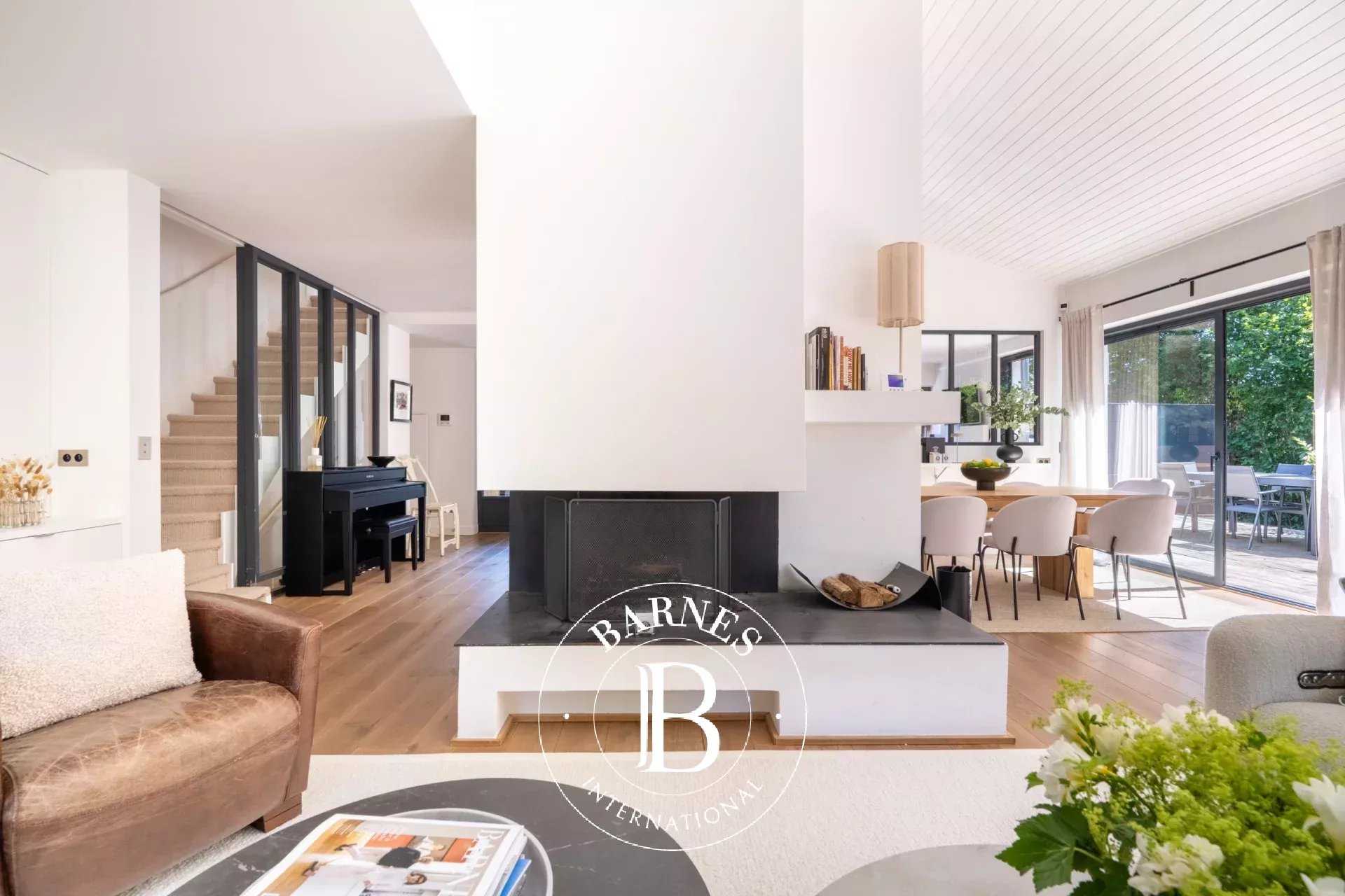 House La Celle-Saint-Cloud  -  ref 86043000 (picture 2)