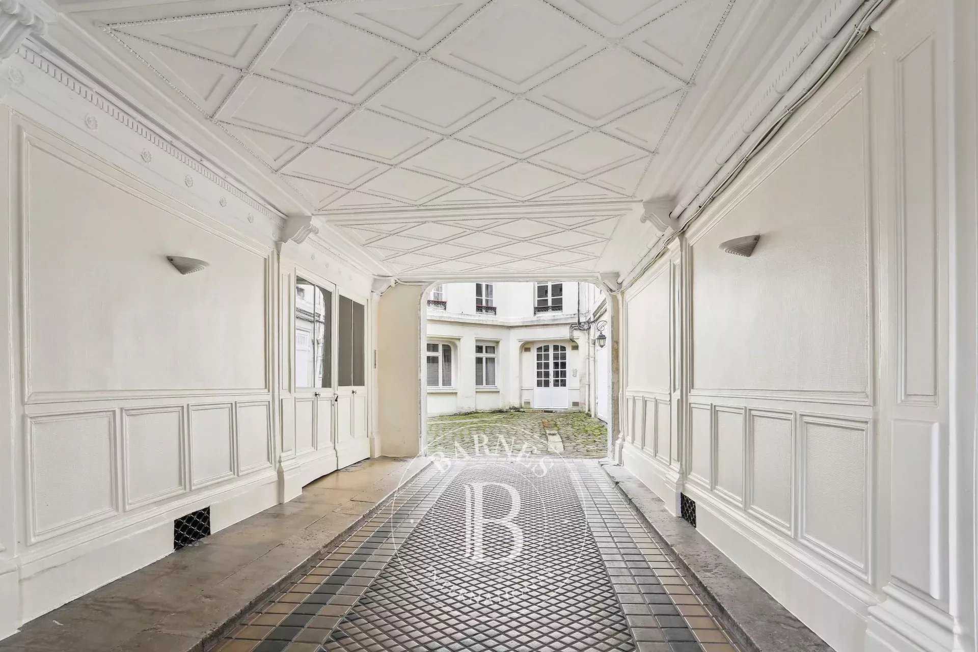 Appartement Versailles  -  ref 85629425 (picture 1)