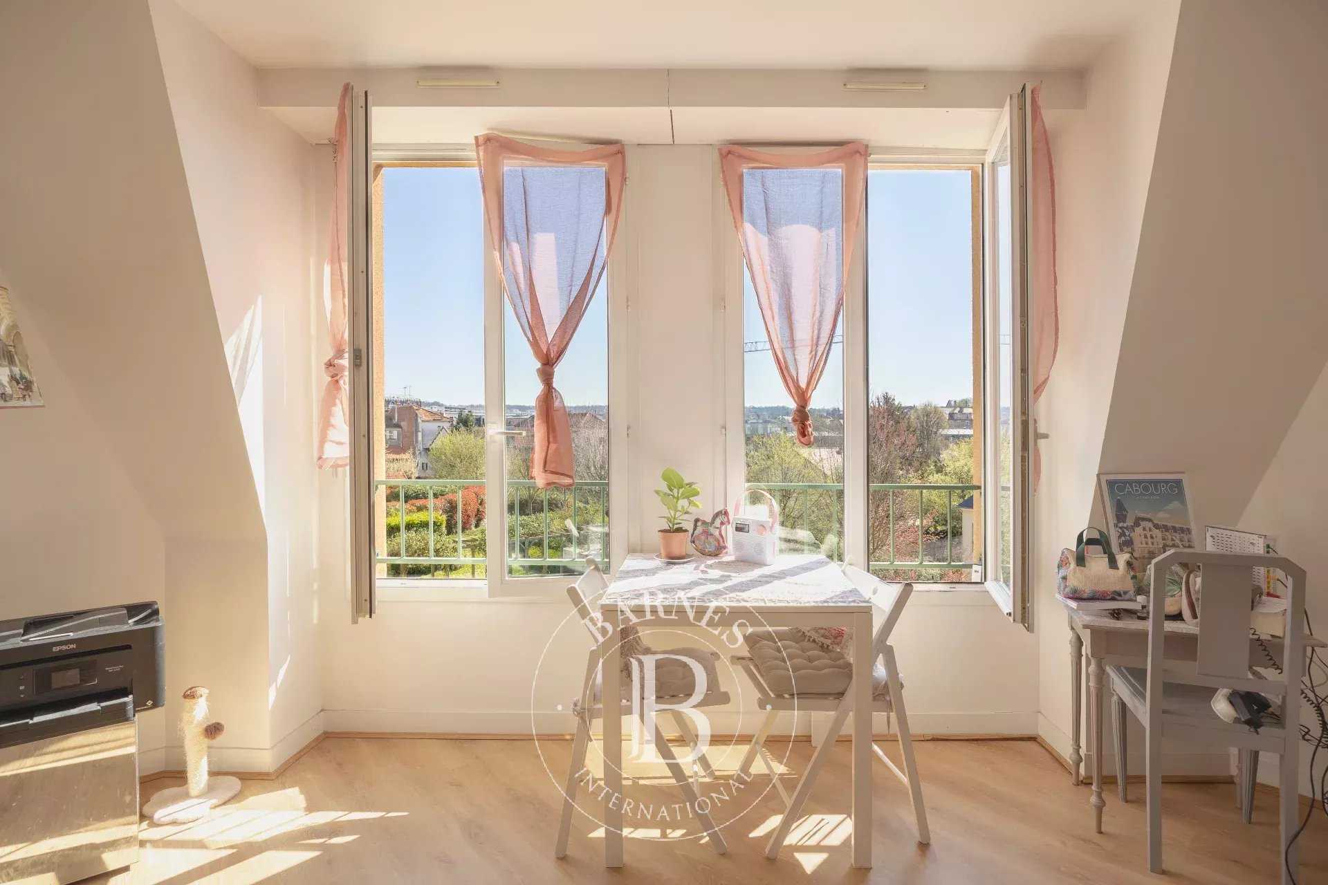 Appartement Le Chesnay  -  ref 85759889 (picture 3)