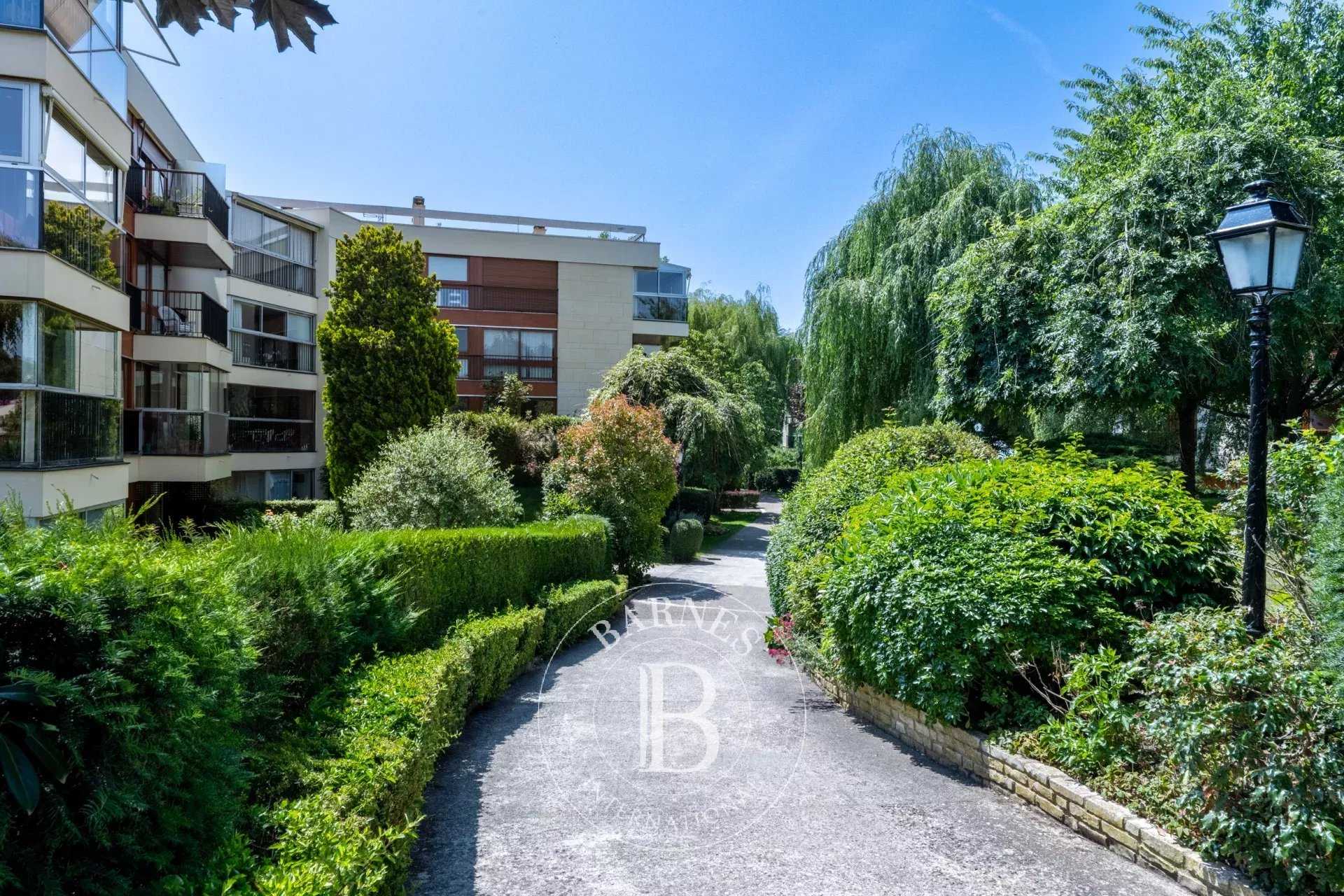 Piso Le Chesnay  -  ref 85977806 (picture 1)