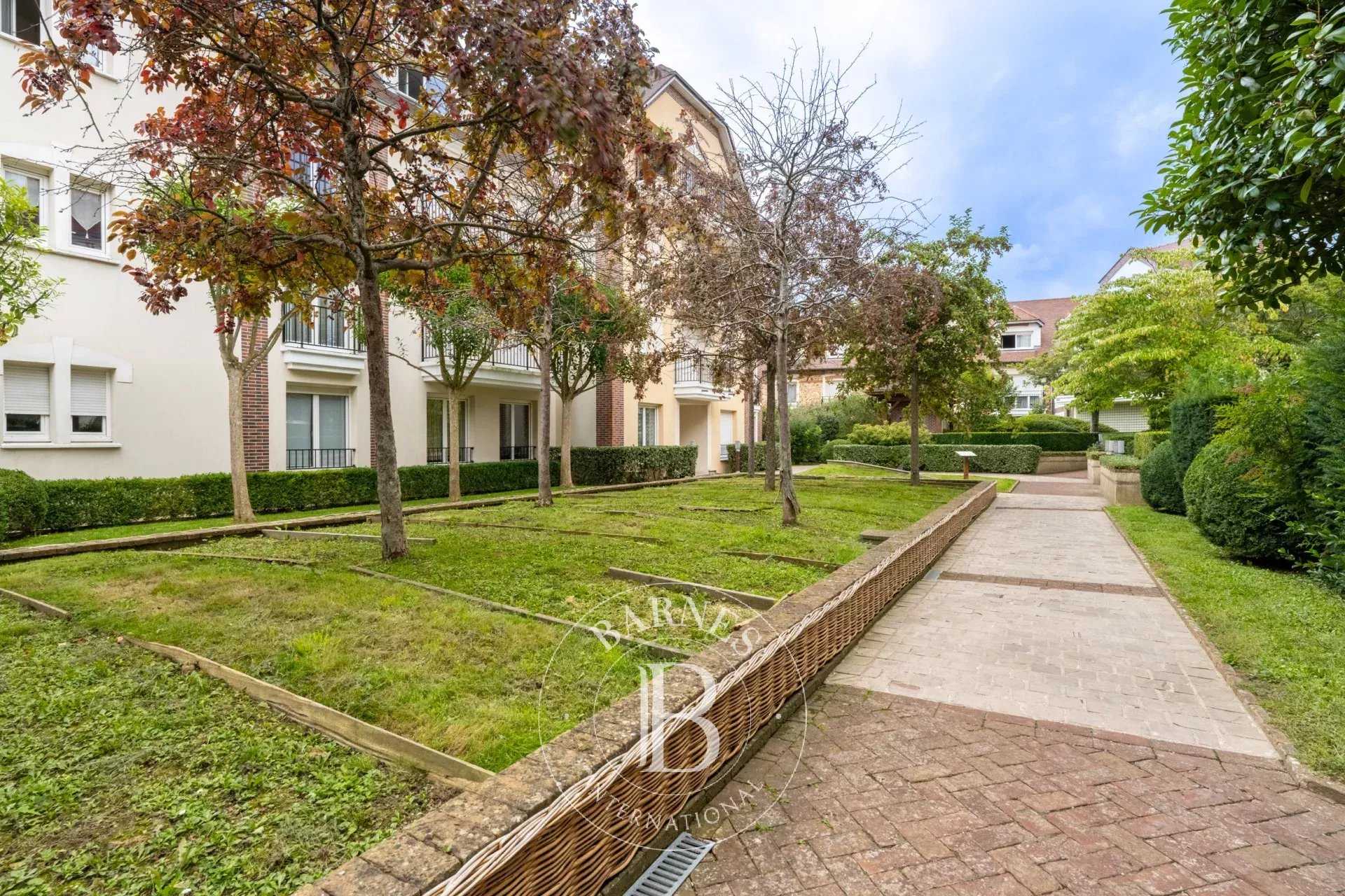 Appartement Le Chesnay-Rocquencourt  -  ref 86199824 (picture 1)