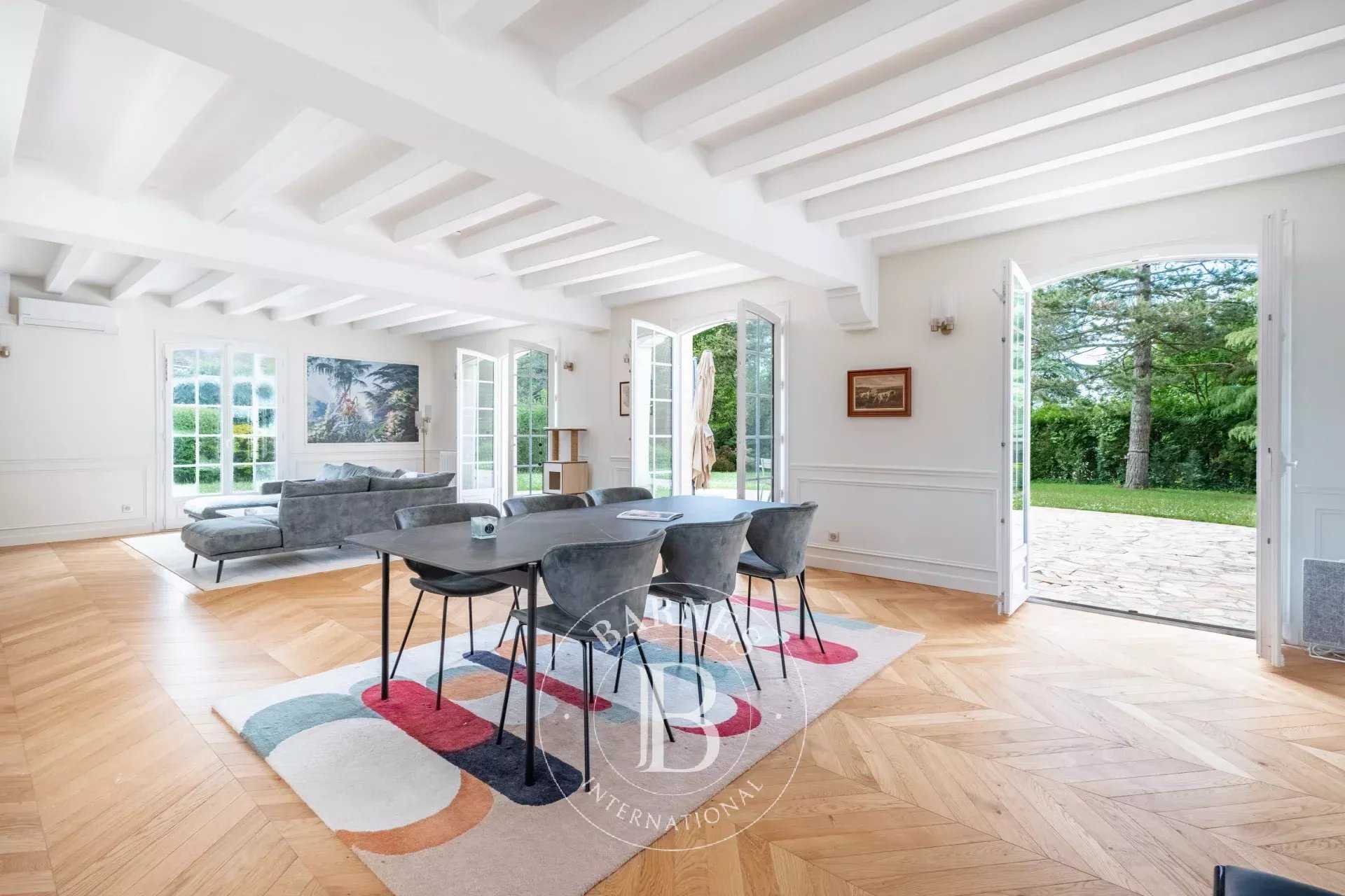 House Noisy-le-Roi  -  ref 86802611 (picture 2)