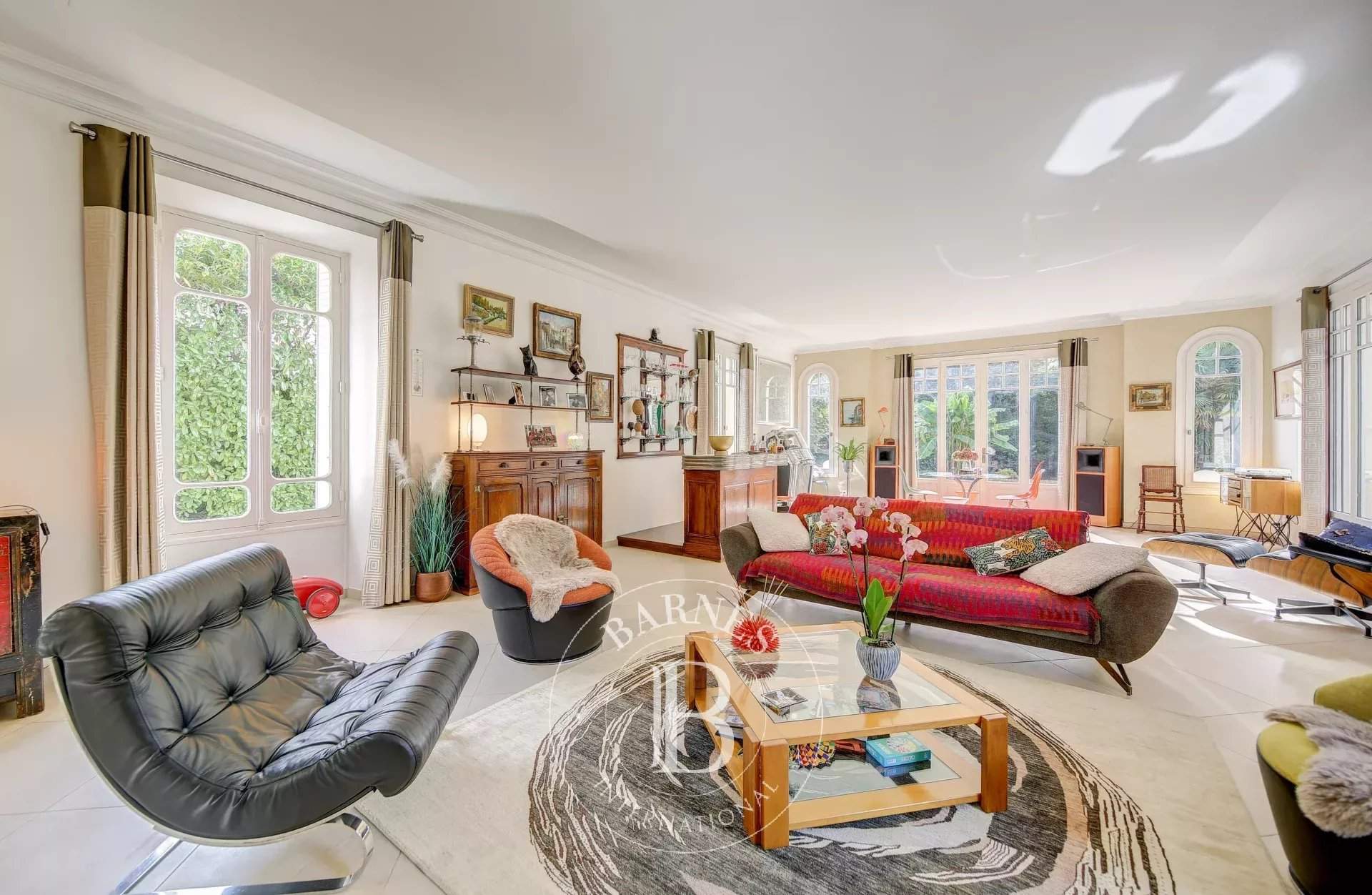 Versailles  - Maison 15 Pi&egrave;ces 8 Chambres - picture 8